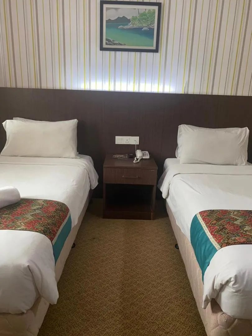 Superior Twin Room in Hotel DarulMakmur Jerantut