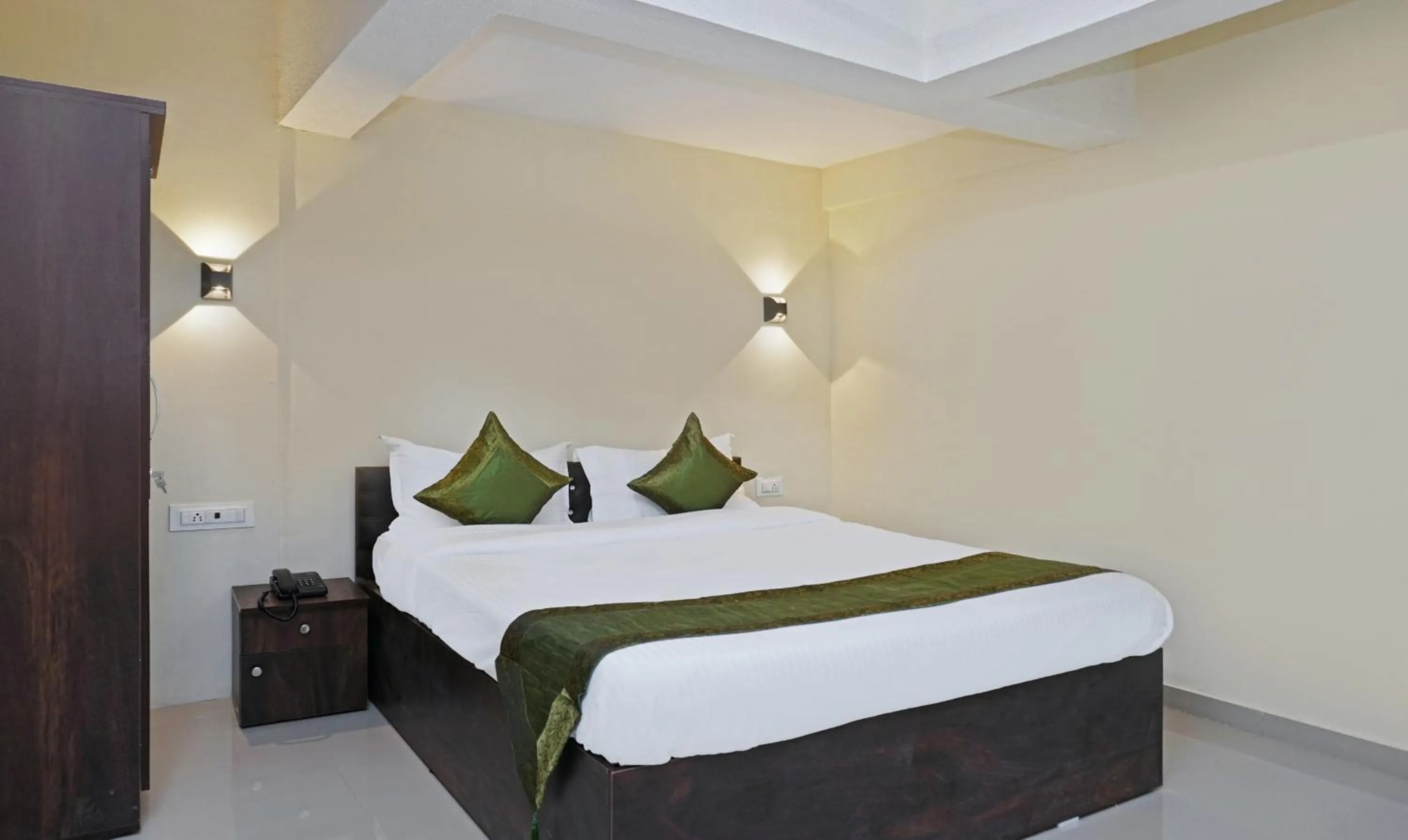 Standard Double Room - single occupancy in Treebo Lotus Baner