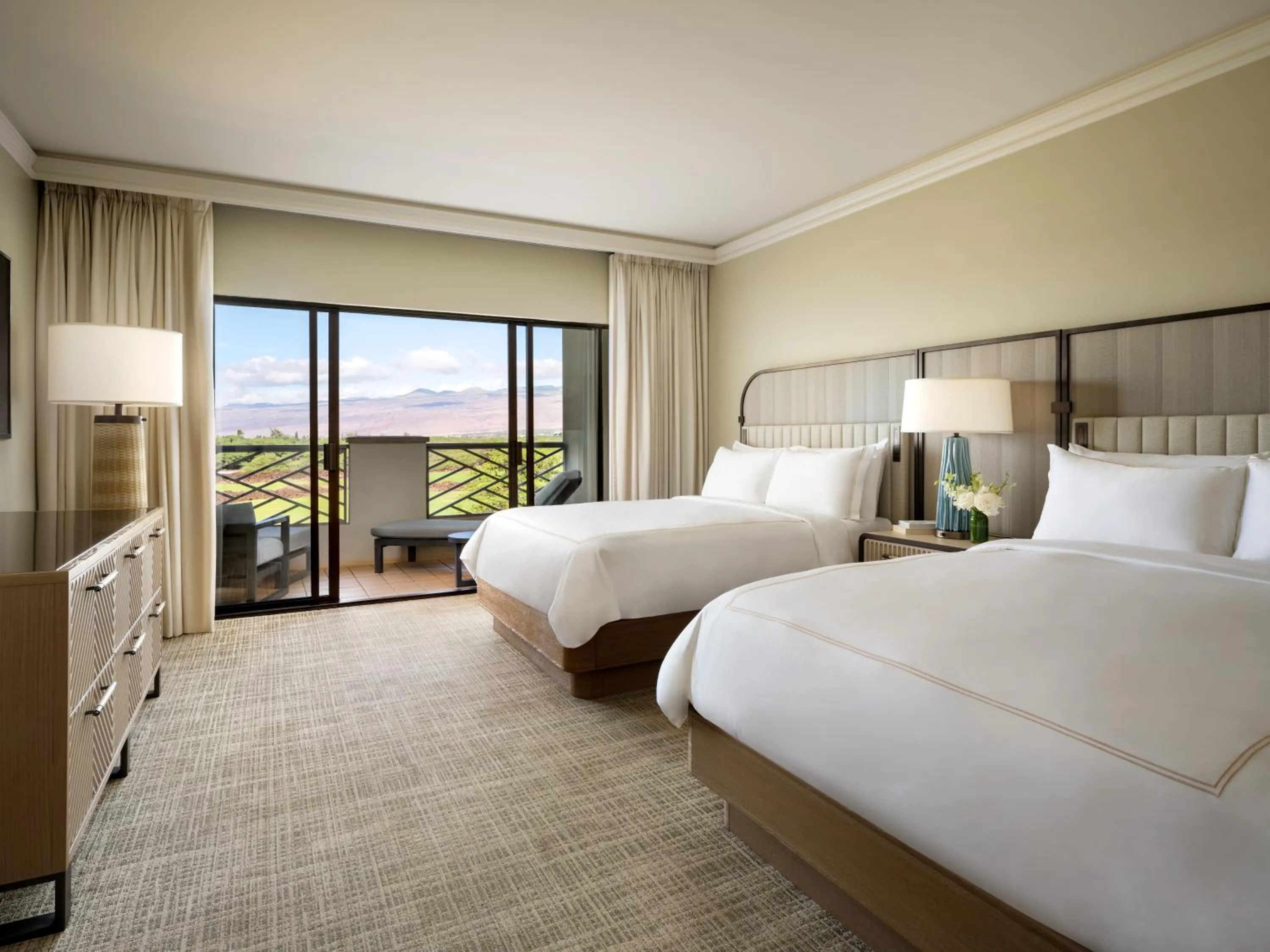 Fairmont Gold Ocean View Suite - 1 King in Fairmont Orchid Gold Experience