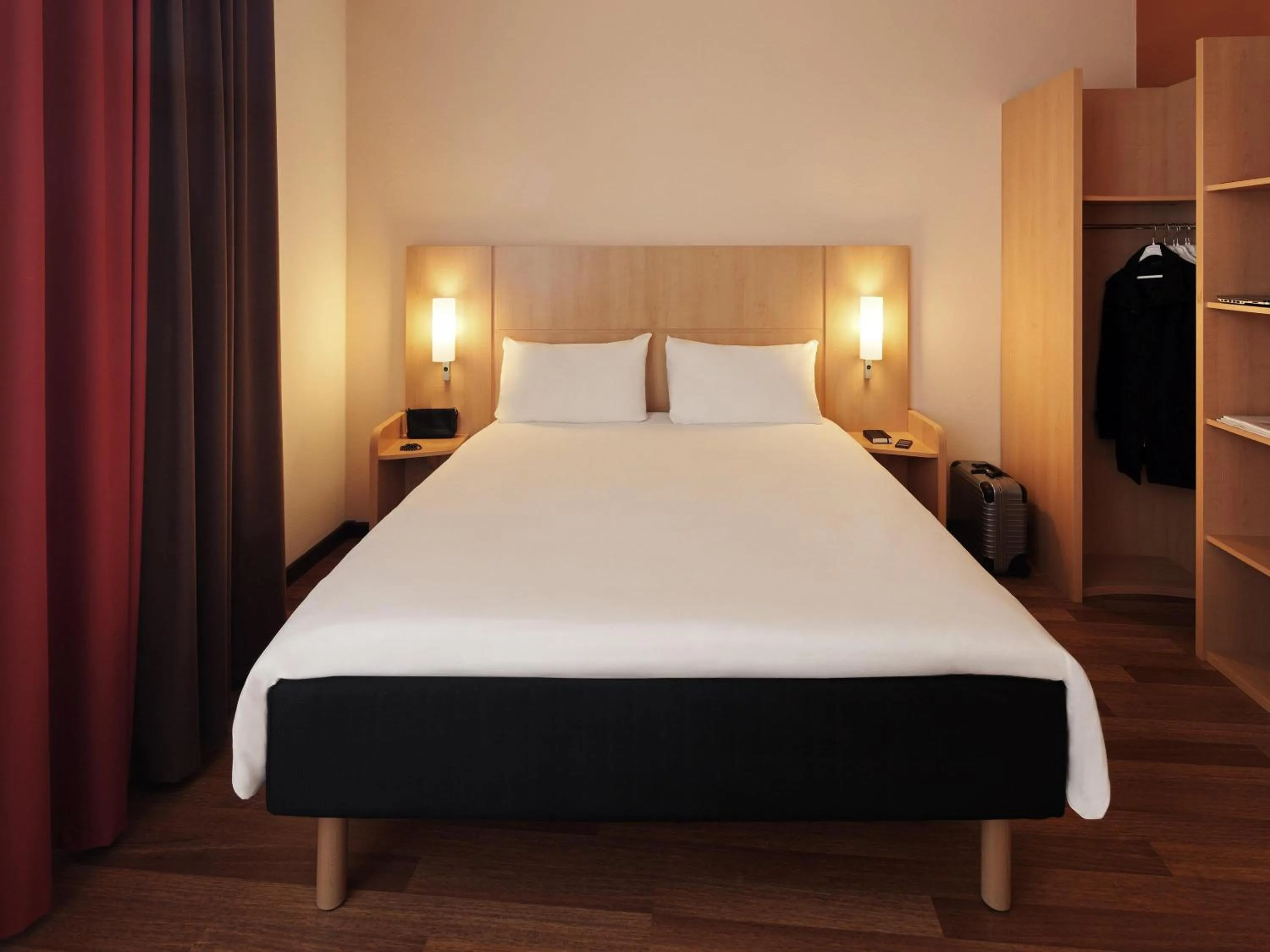 Standard Double Room in ibis Hotel Nürnberg Altstadt