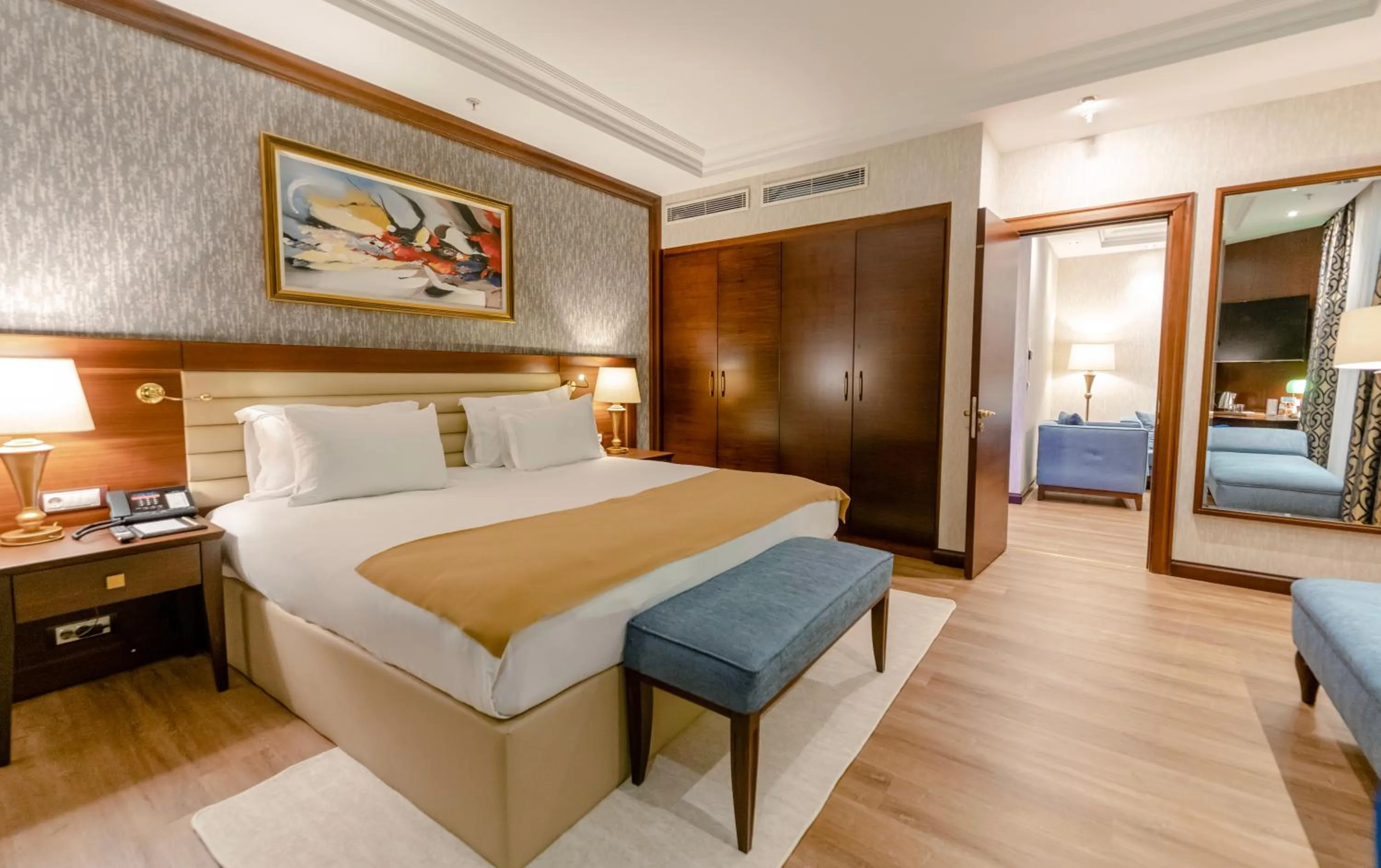 Family Suite with Sea View in Wellborn Luxury Hotel