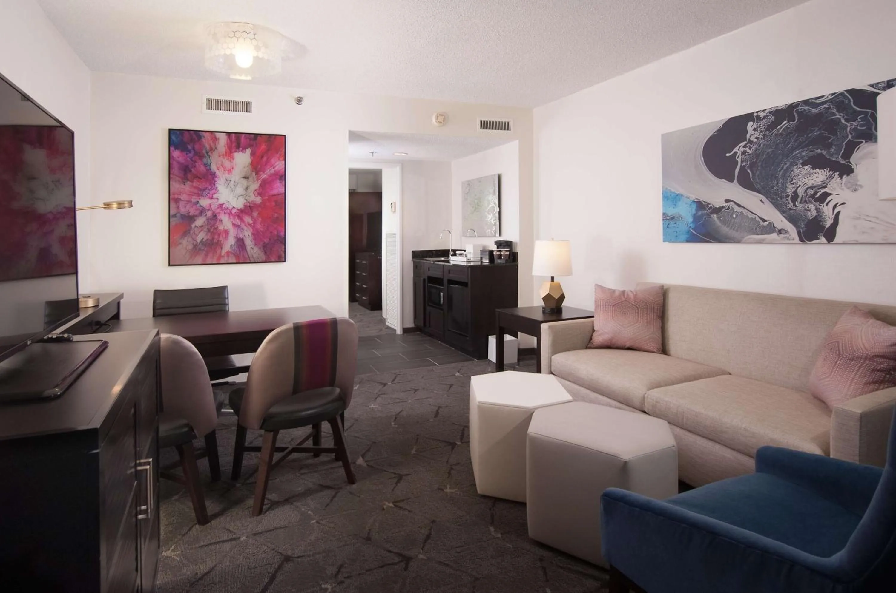 One-Bedroom King Suite with Roll-In Shower - Mobility Access/Non-Smoking in Embassy Suites by Hilton Raleigh Crabtree