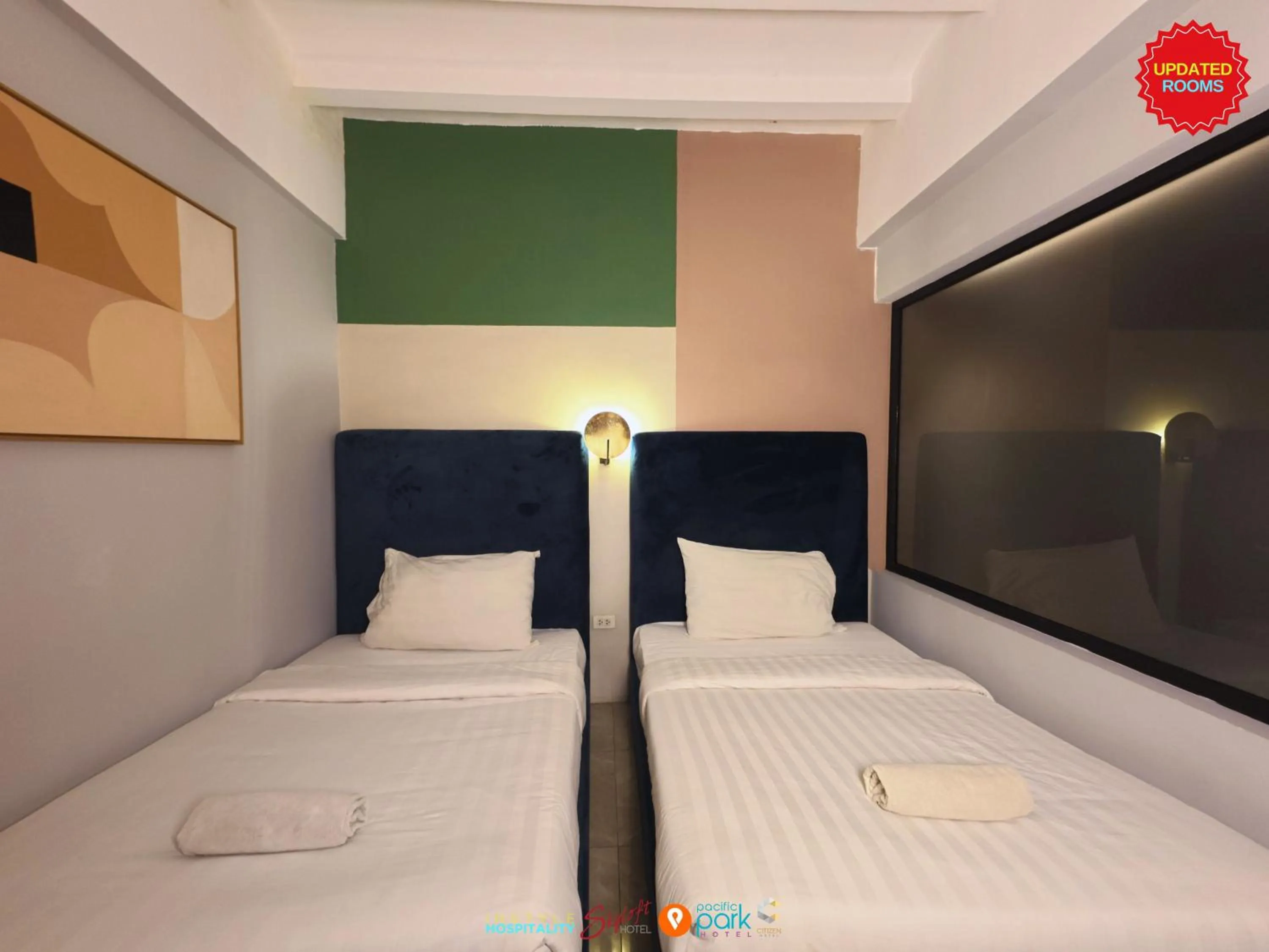 Deluxe Twin Room in Citizen Hotel