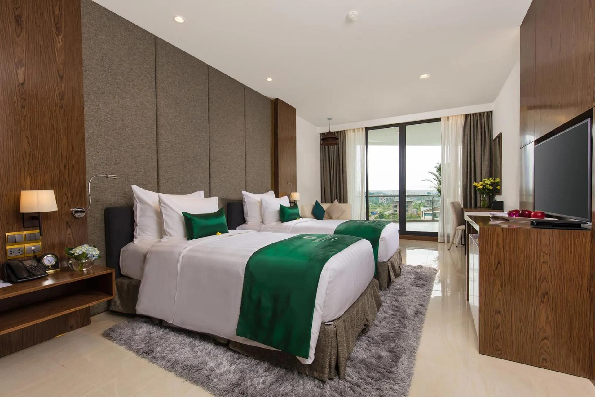Deluxe Twin Room in DIC Star Hotels & Resorts Vinh Phuc