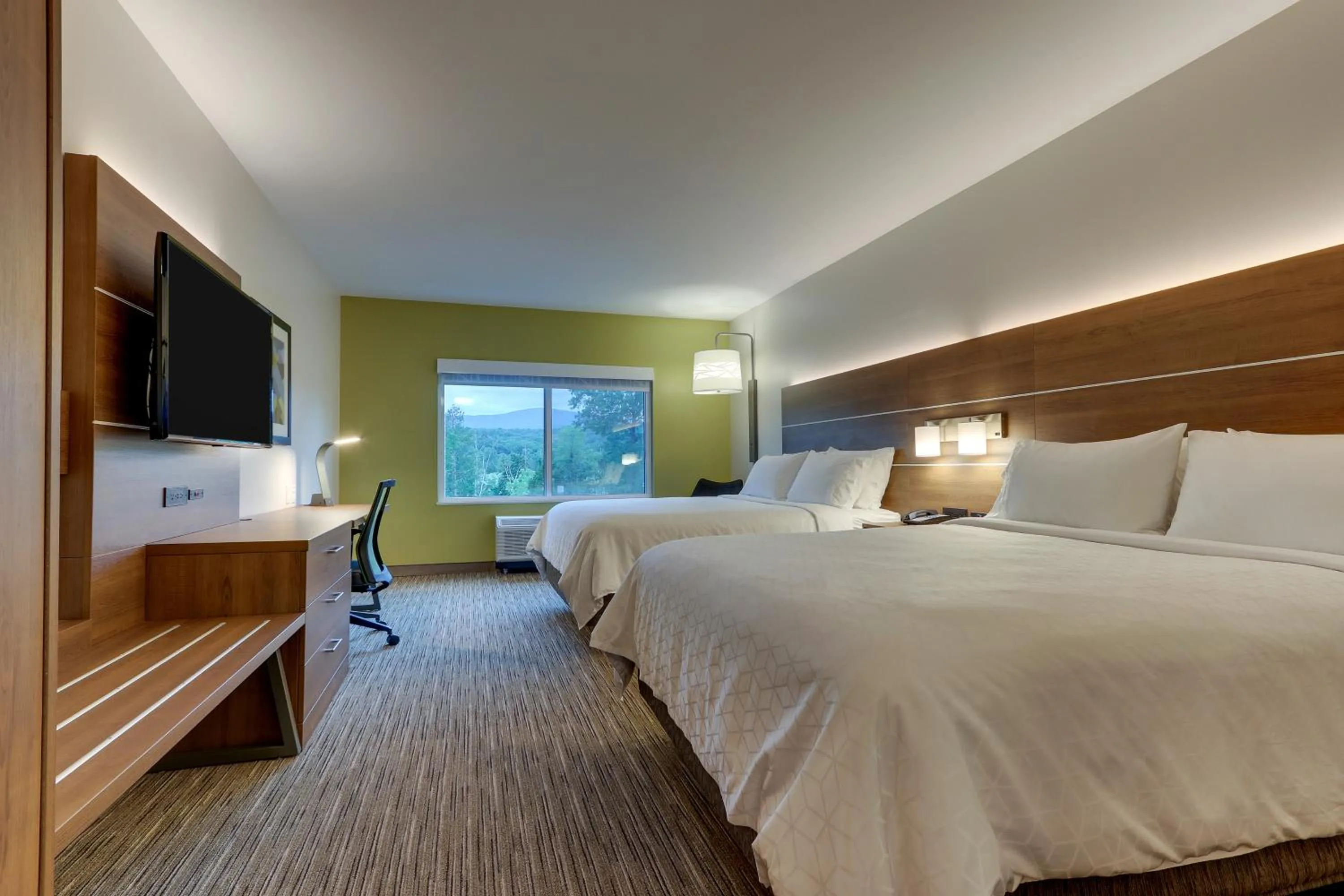 Queen Suite with Two Queen Beds and Sofa Bed in Holiday Inn Express & Suites - Saugerties - Hudson Valley by IHG