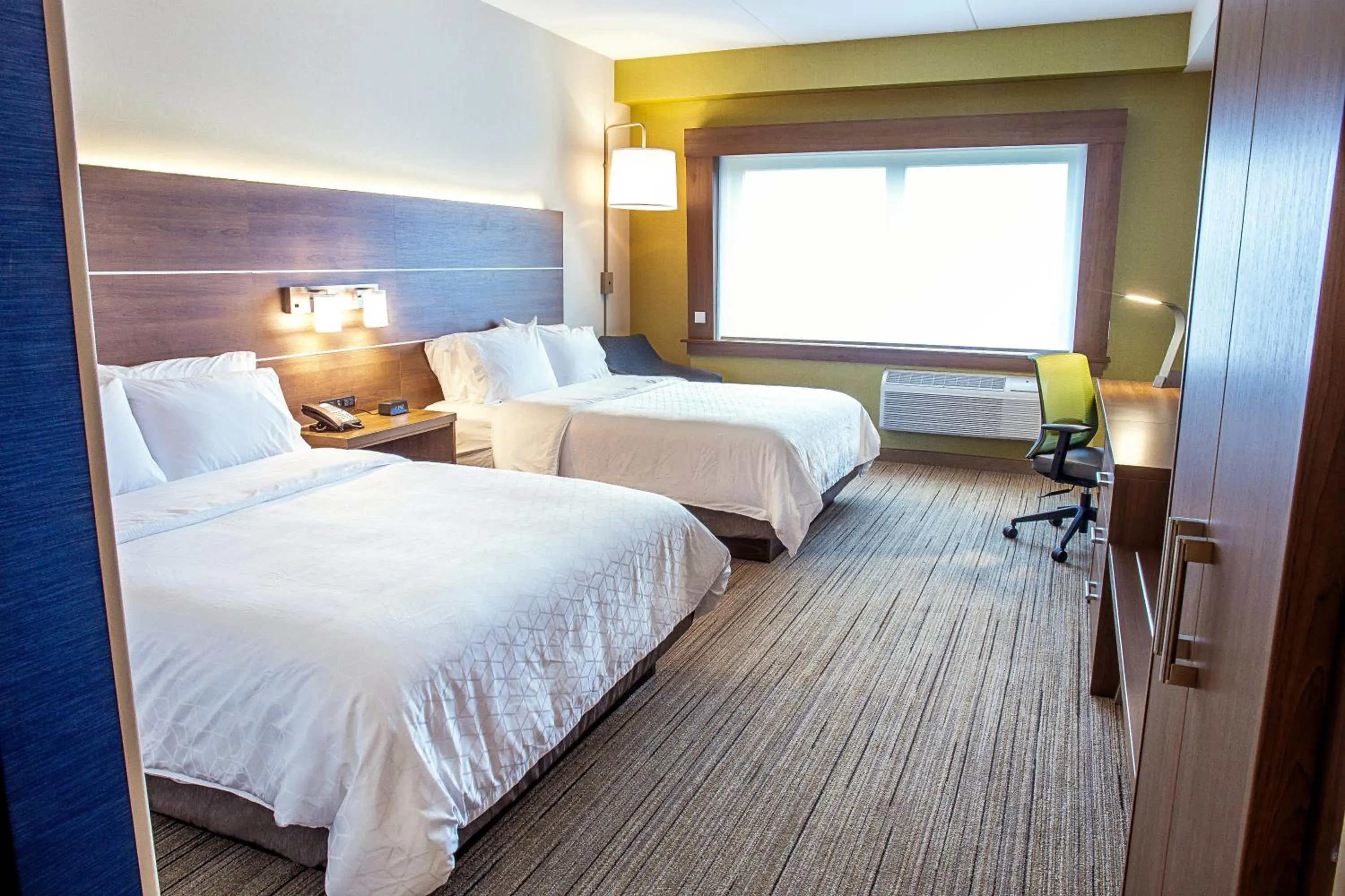 Standard Queen Room with Two Queen Beds and Roll-In Shower - Mobility Access in Holiday Inn Express & Suites - Halifax – Dartmouth