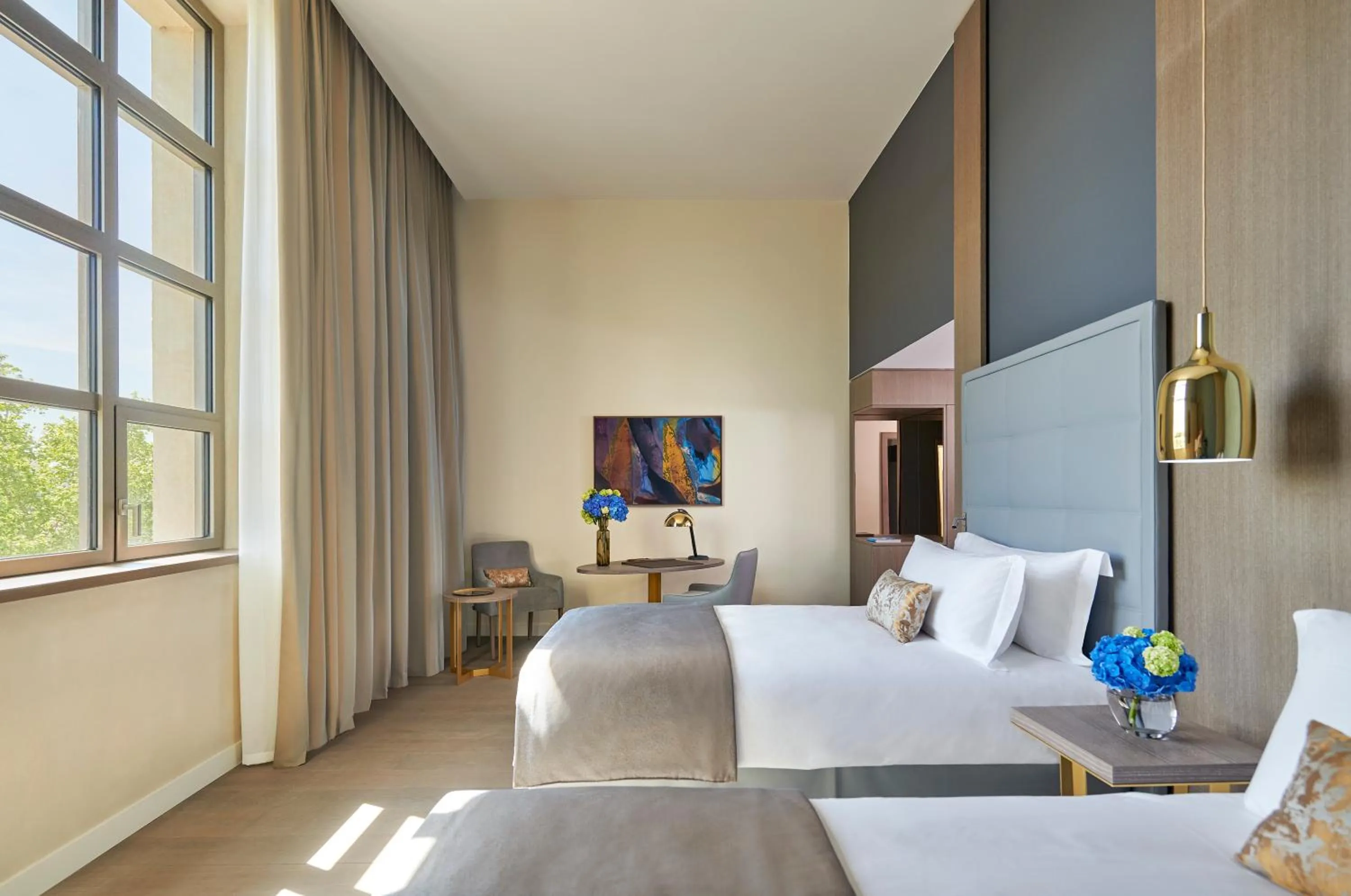 Premium Twin Room with River View in InterContinental Lyon - Hotel Dieu by IHG