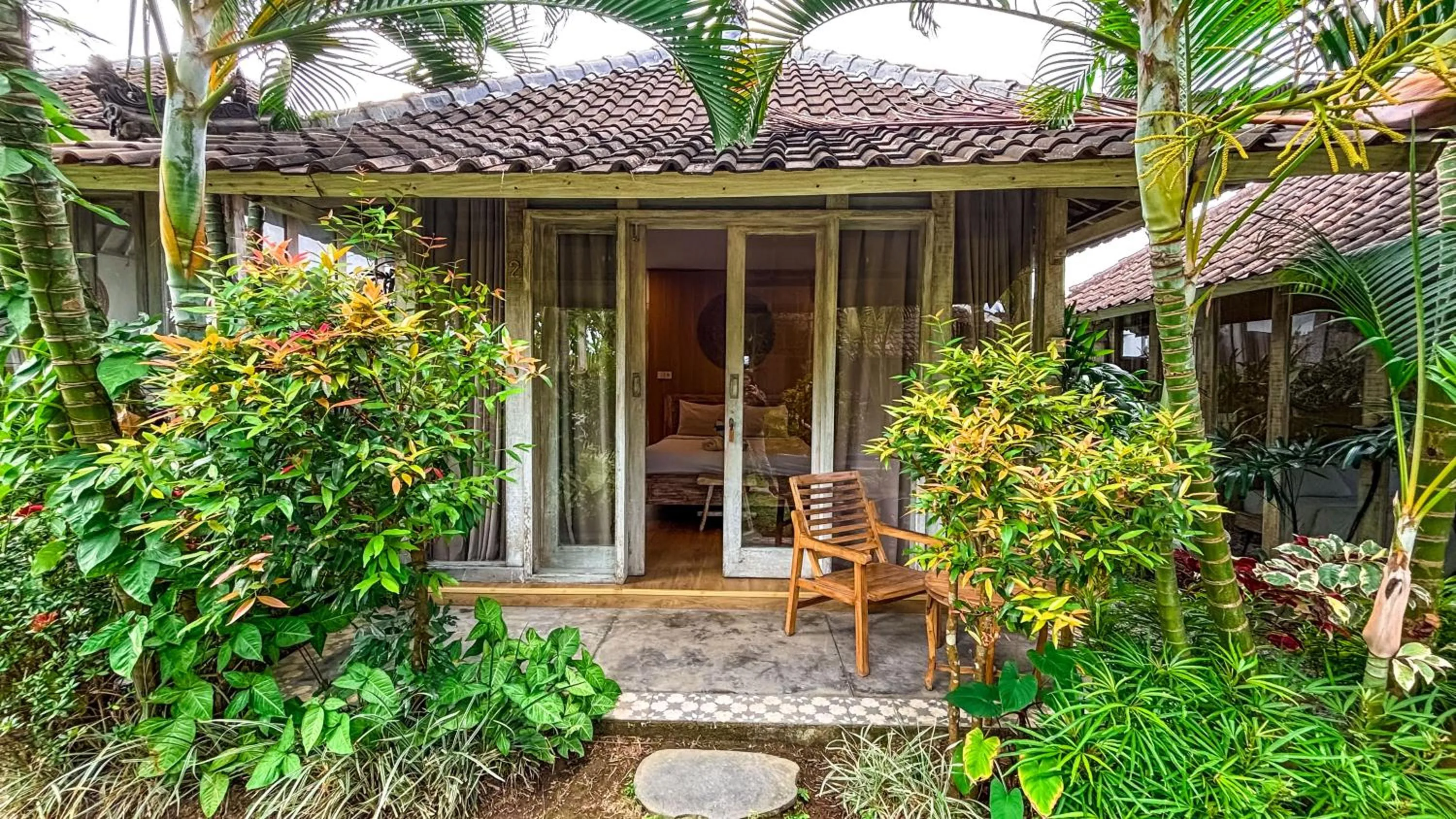 Deluxe Room in Villa Alisha Pererenan Canggu
