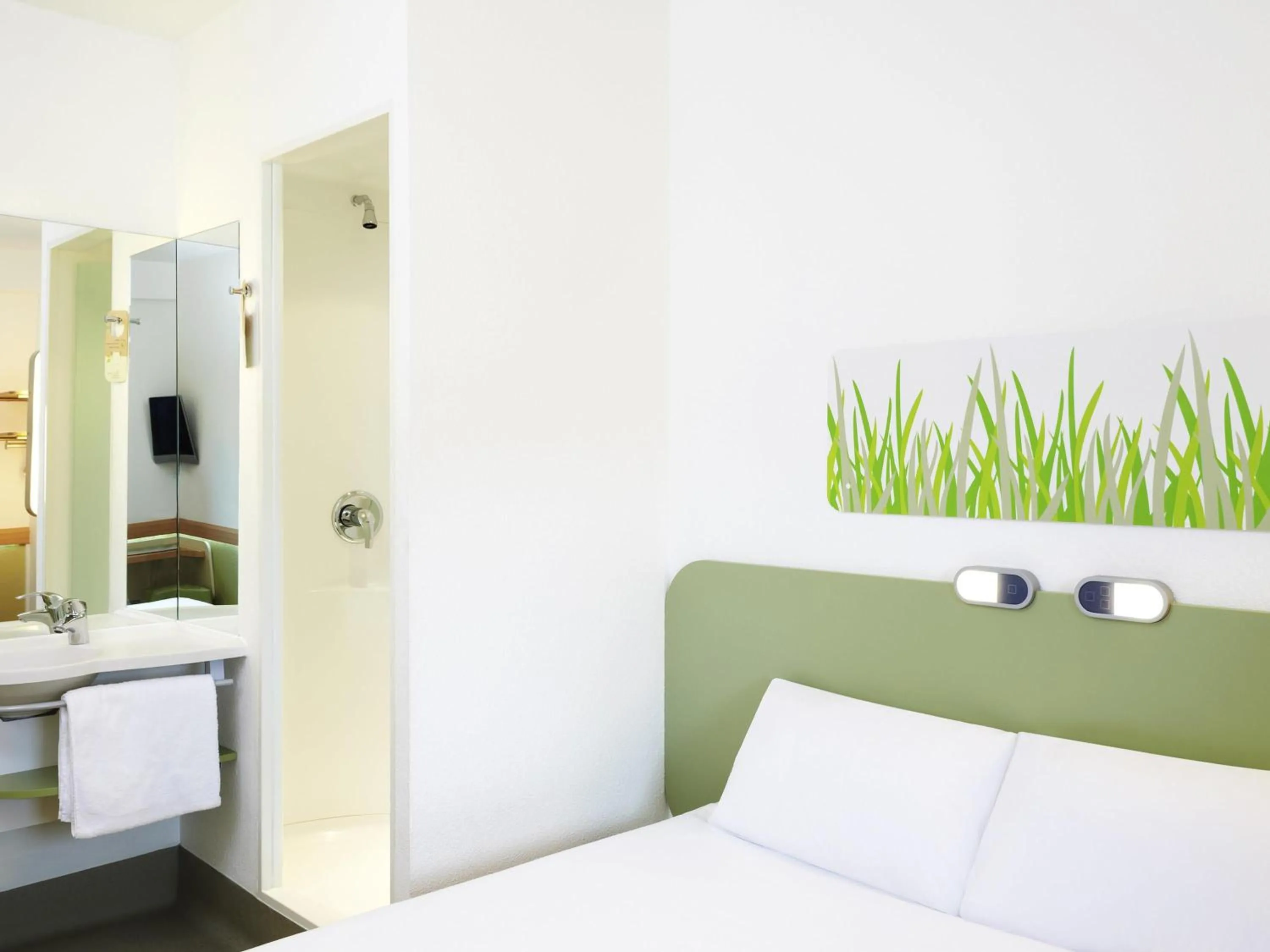 Double Room in ibis budget Newport