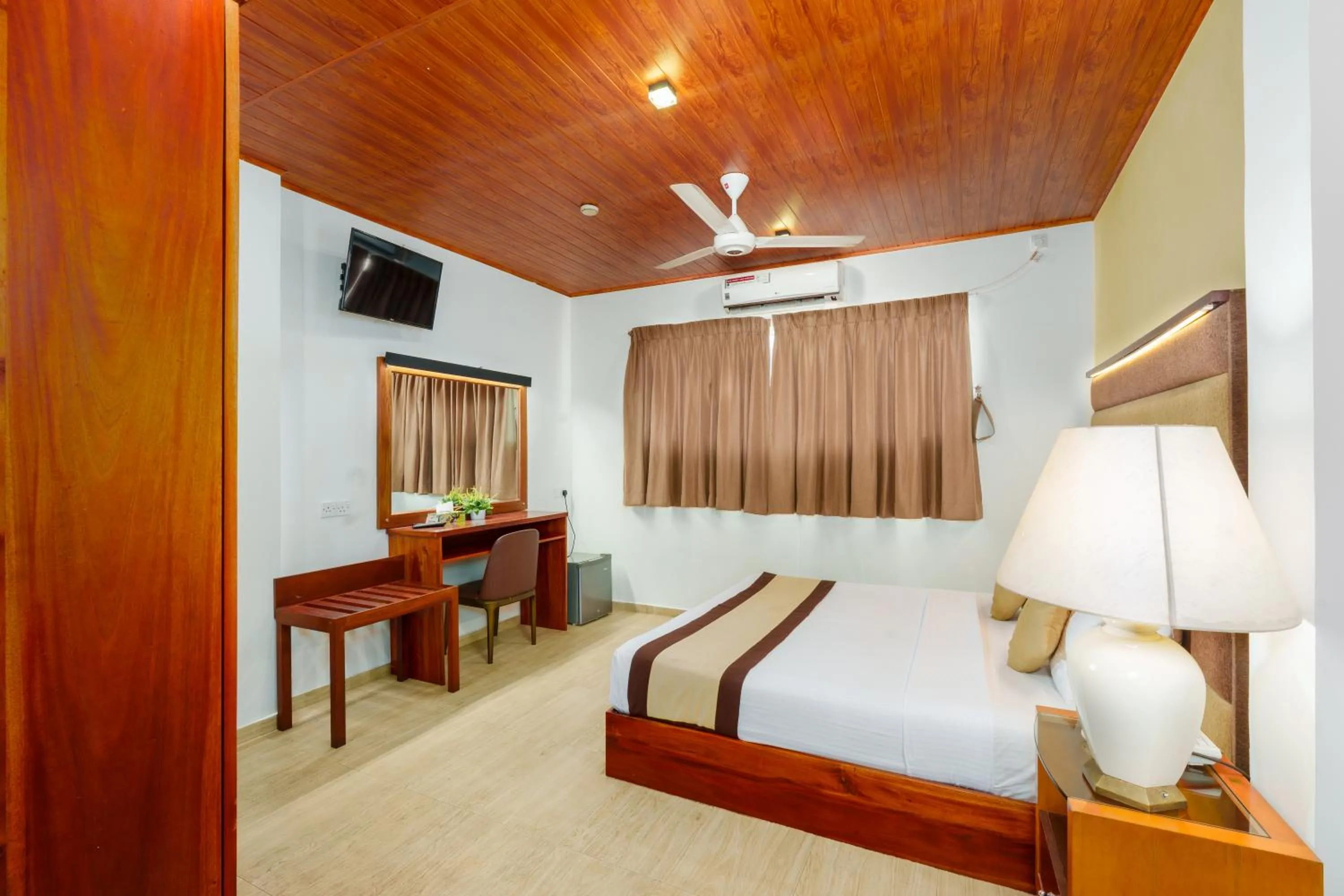 Standard Triple Room in Beach Corridor Hotel & Spa with Free Airport shuttle