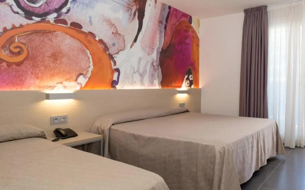 Triple Room in Hotel Riviera