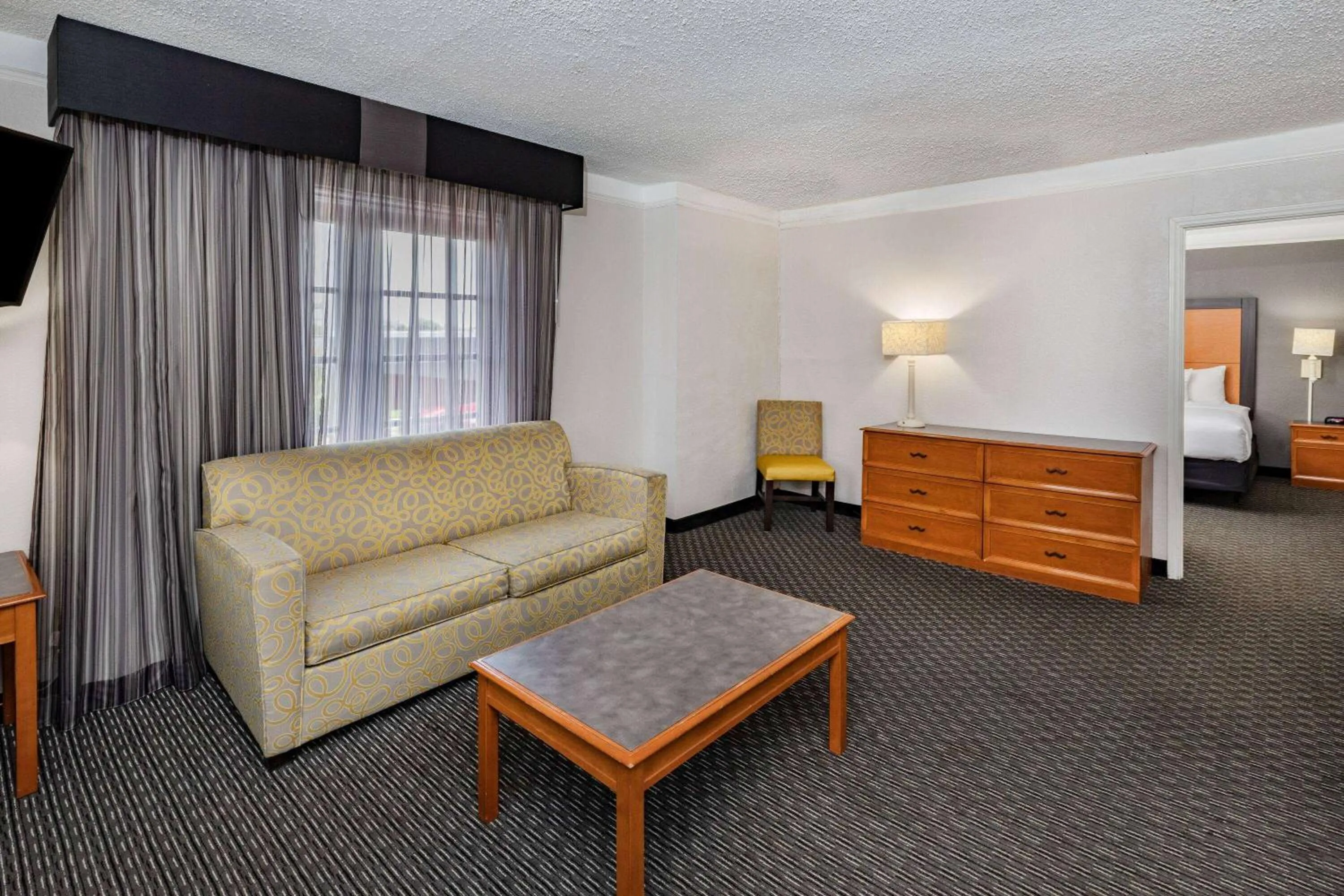 One-Bedroom King Suite - Non-Smoking in La Quinta Inn by Wyndham Laredo I-35