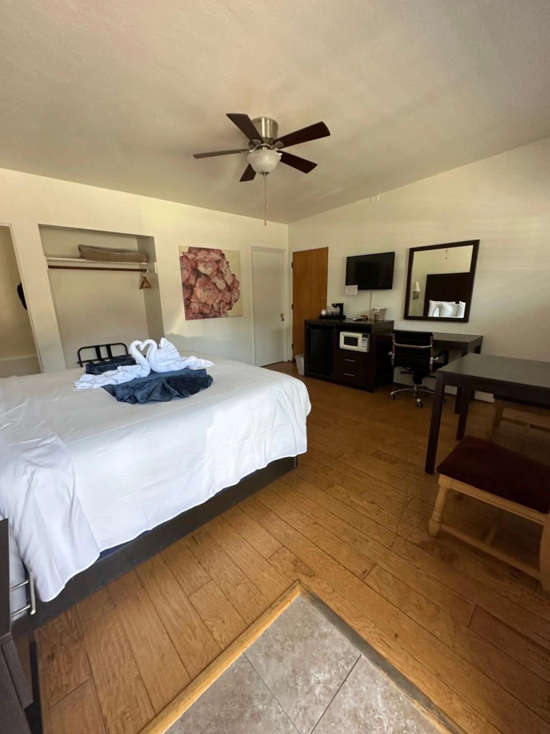 King Room - Disability Access in Cambria Palms Motel