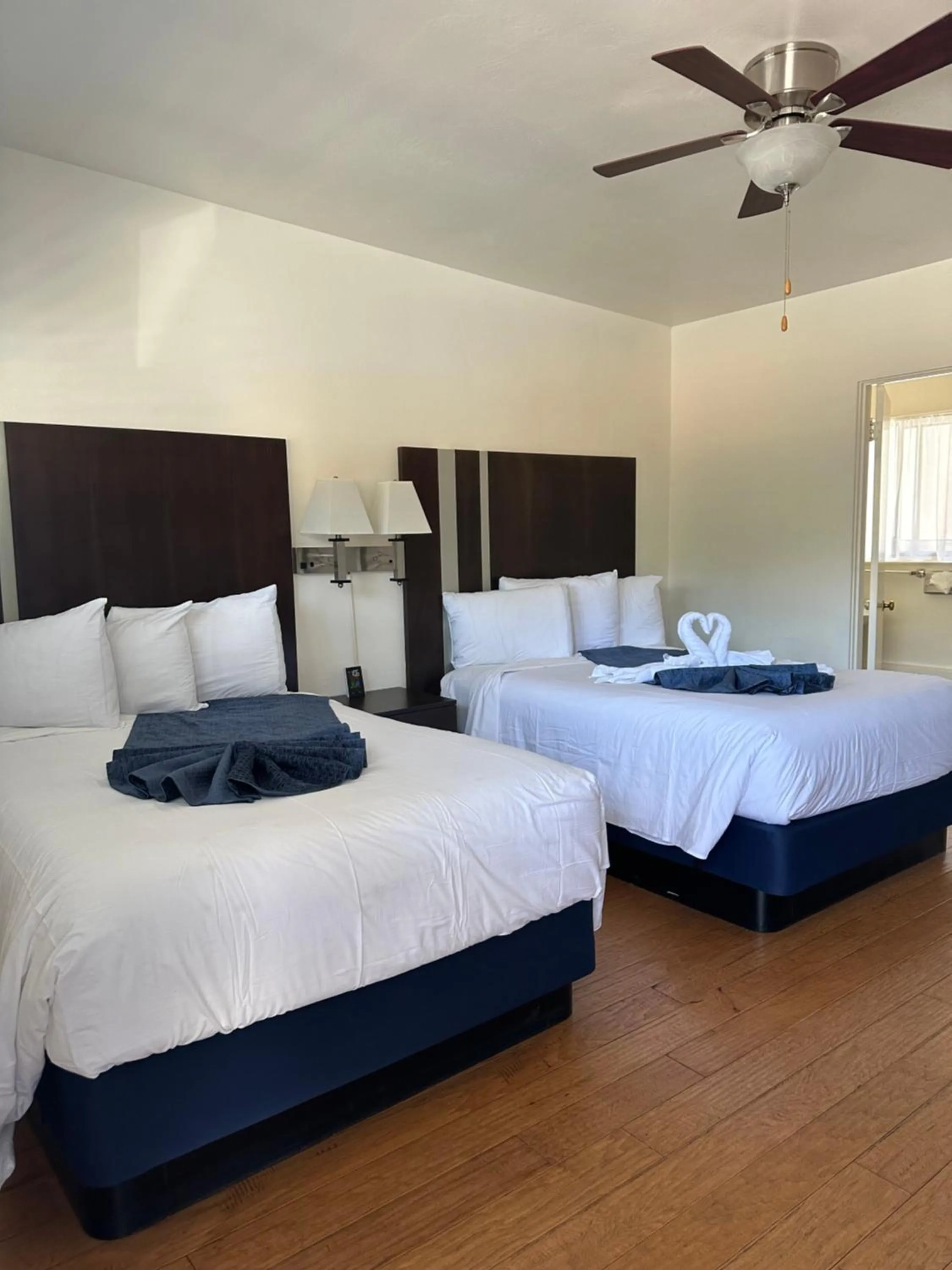 Double Room with Two Double Beds in Cambria Palms Motel