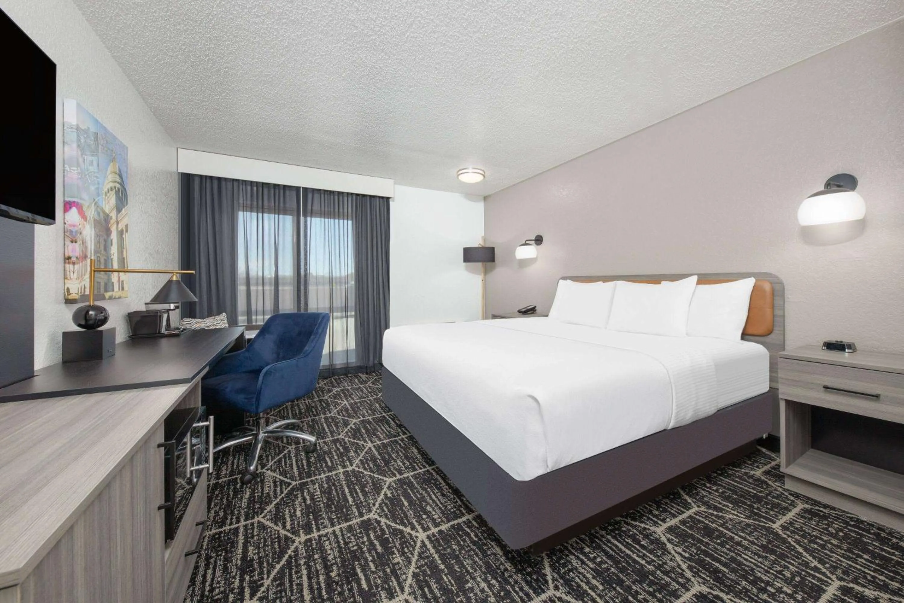 King Room in La Quinta Inn by Wyndham El Dorado