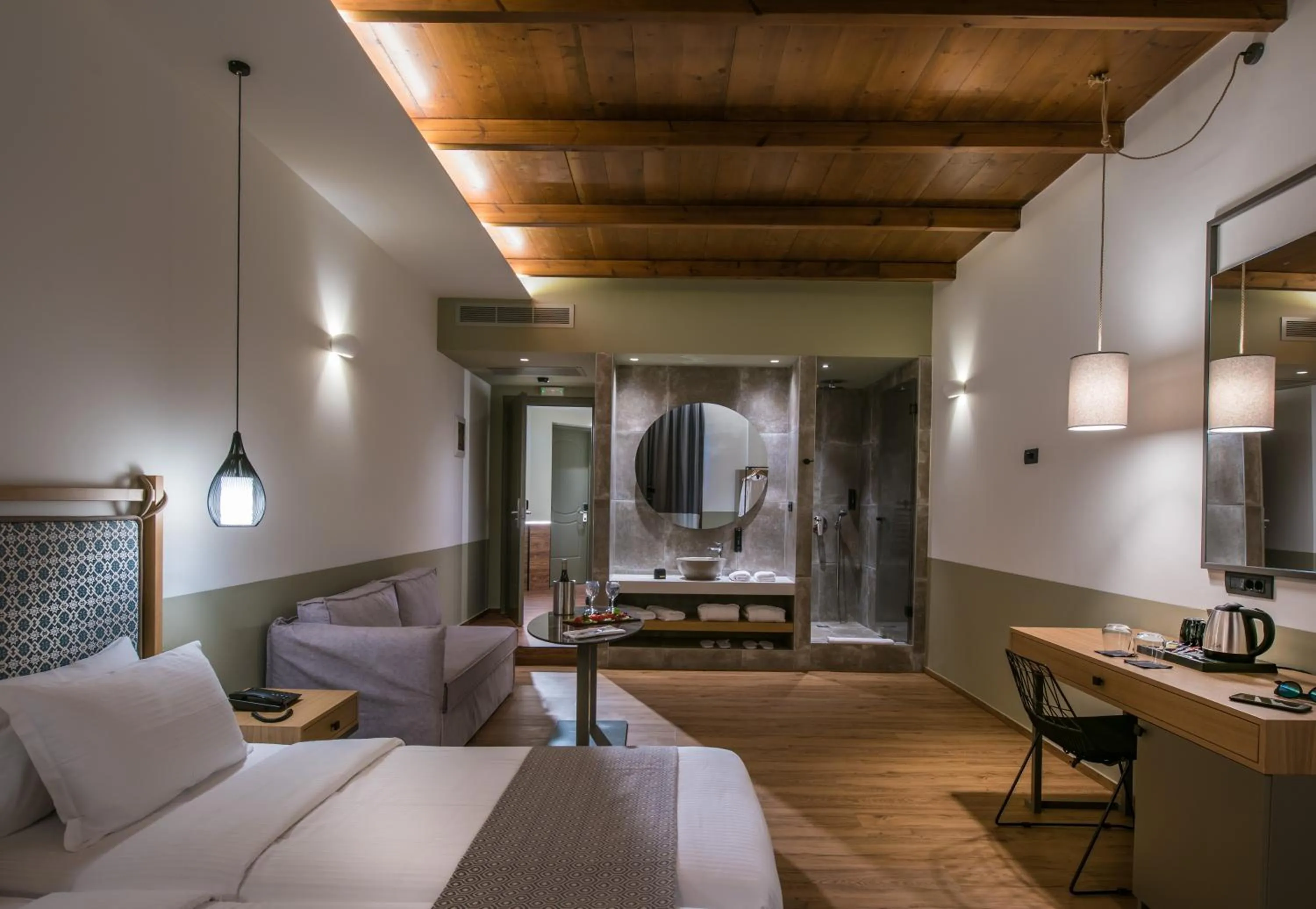 Junior Suite in Petousis Hotel & Suites