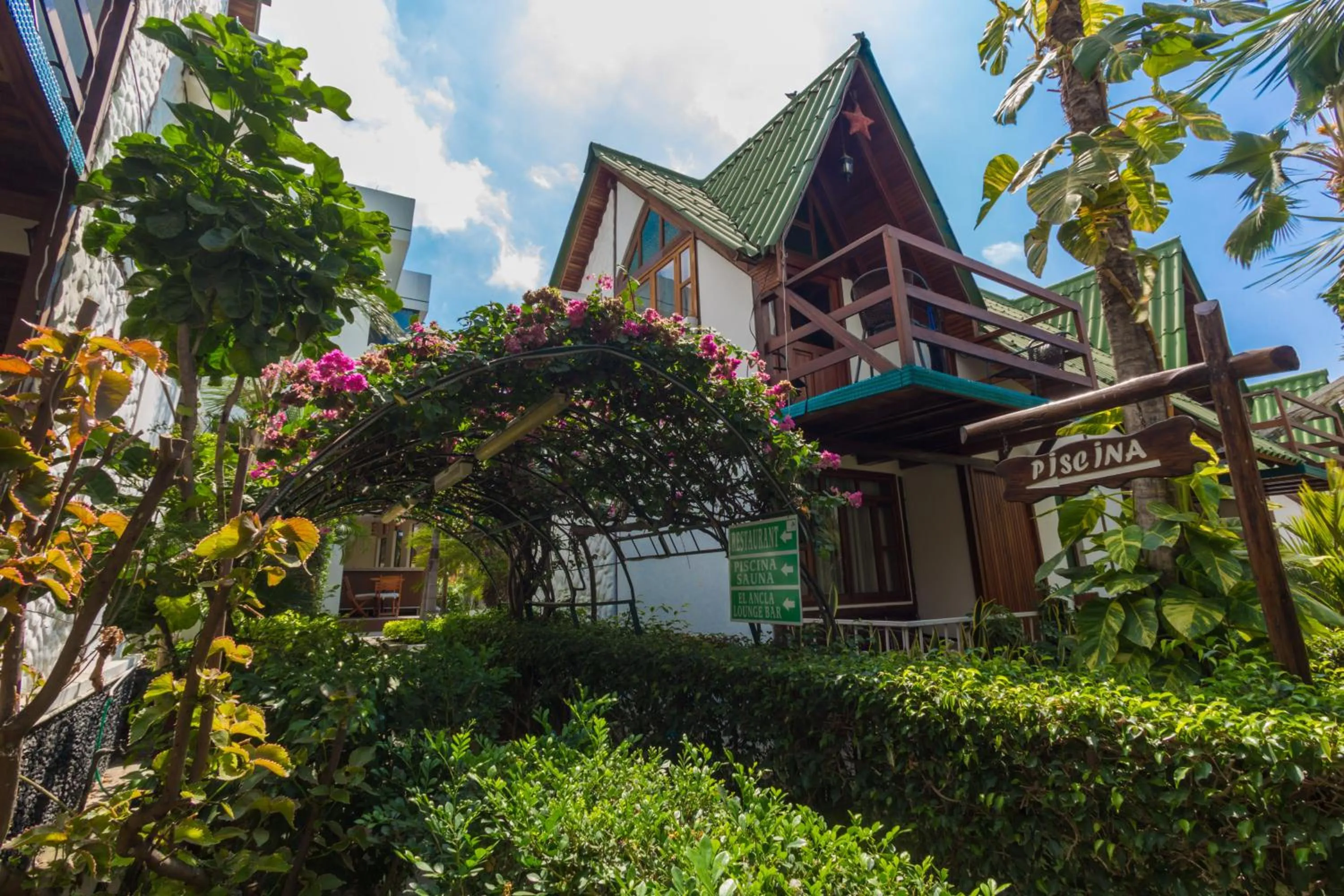 Family Bungalow in Hotel Balandra