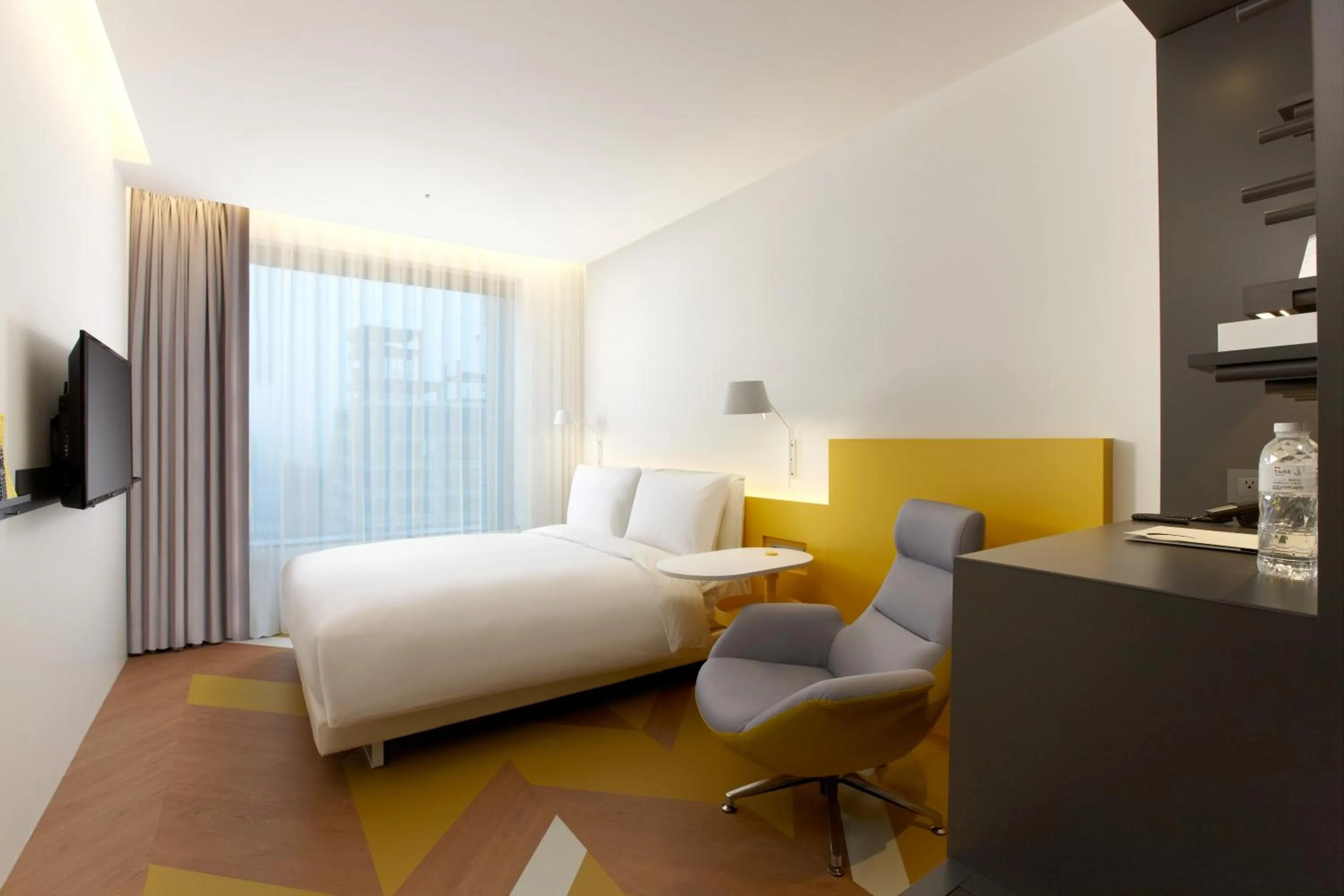 Standard Double Room in The Place Taipei