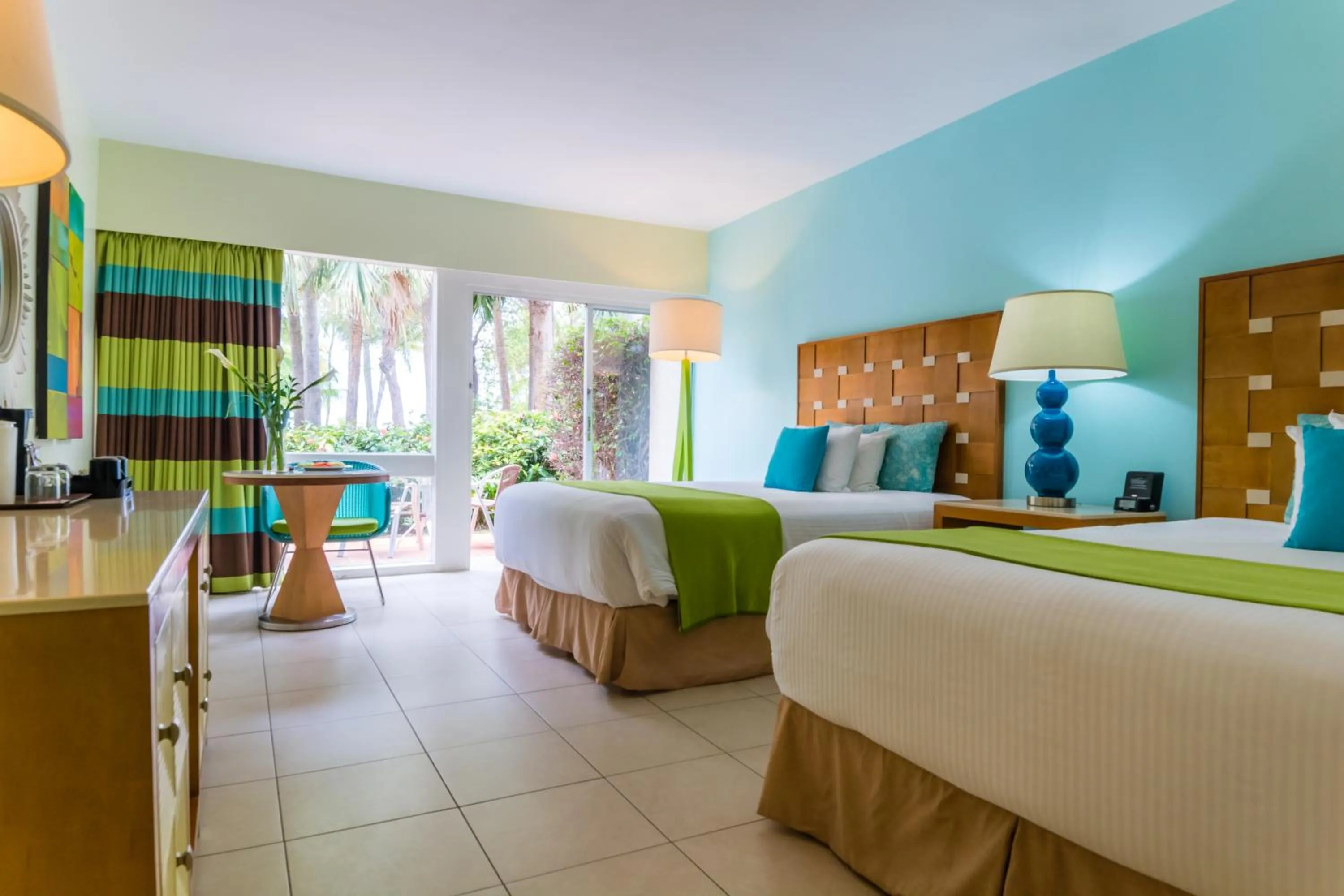 Deluxe Garden View Double in Sunscape Curacao Resort Spa & Casino
