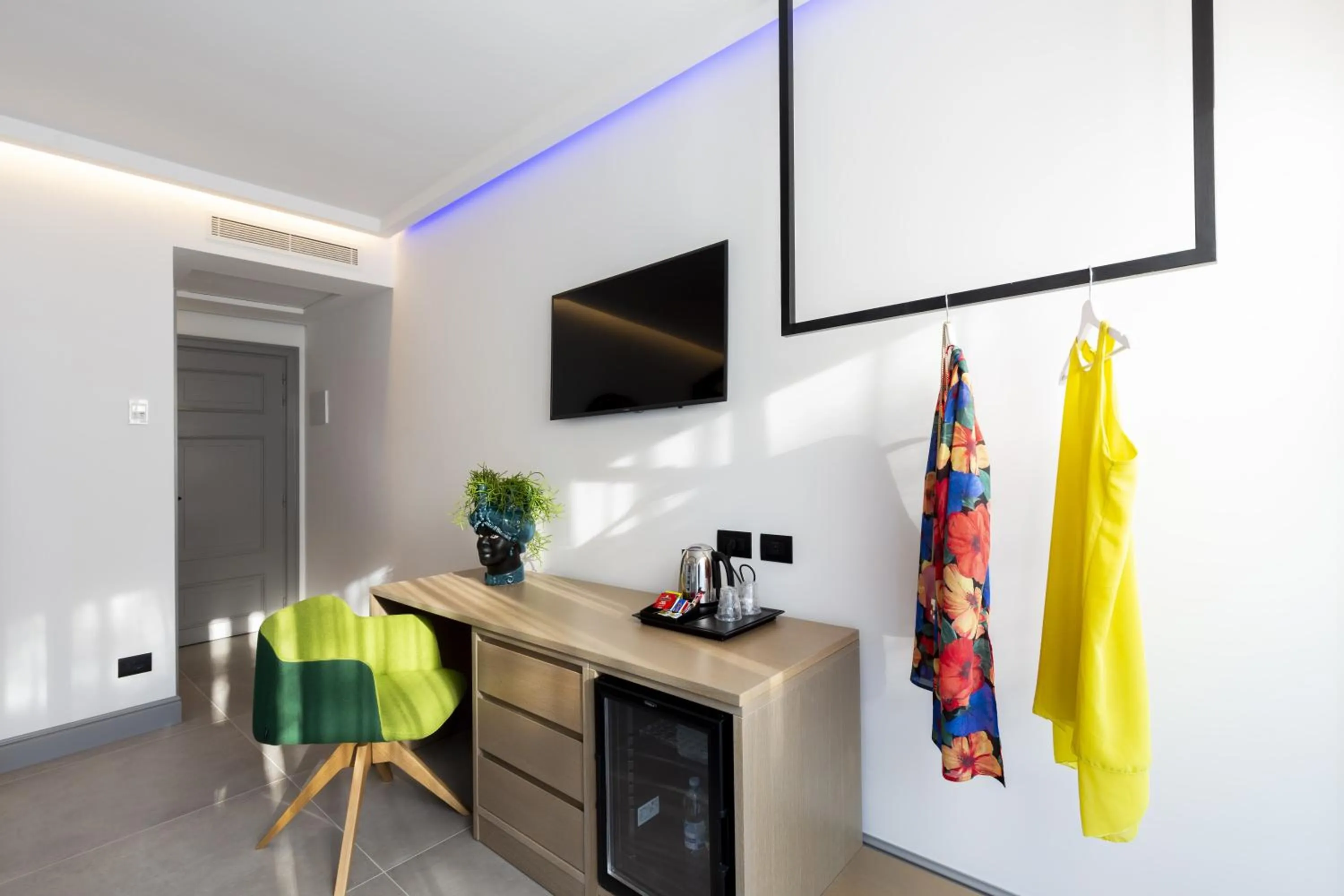 Deluxe Double or Twin Room with Garden View in Maison Bon Bon