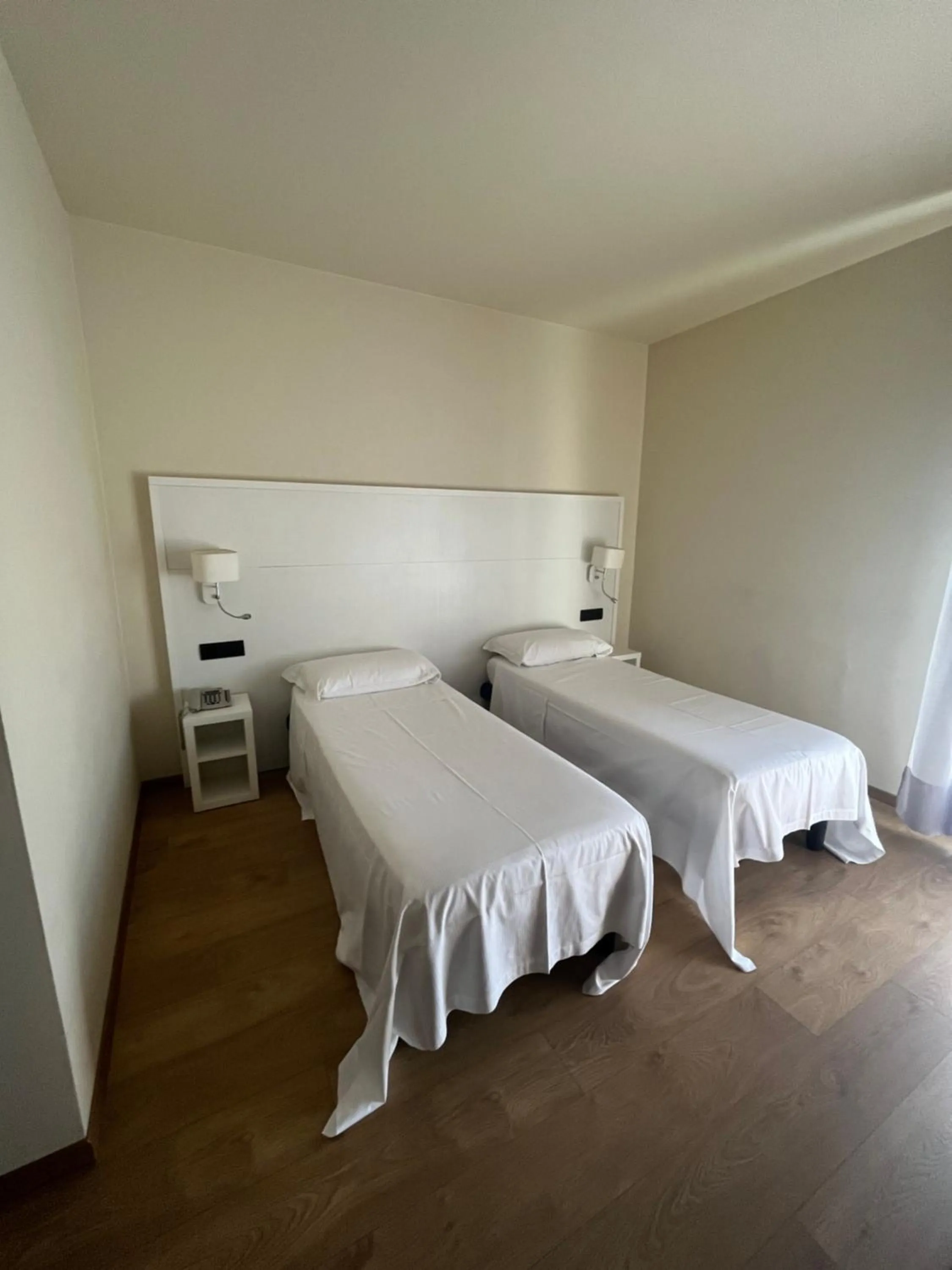 Double or Twin Room with Balcony in Hotel Parigi 2 & Spa