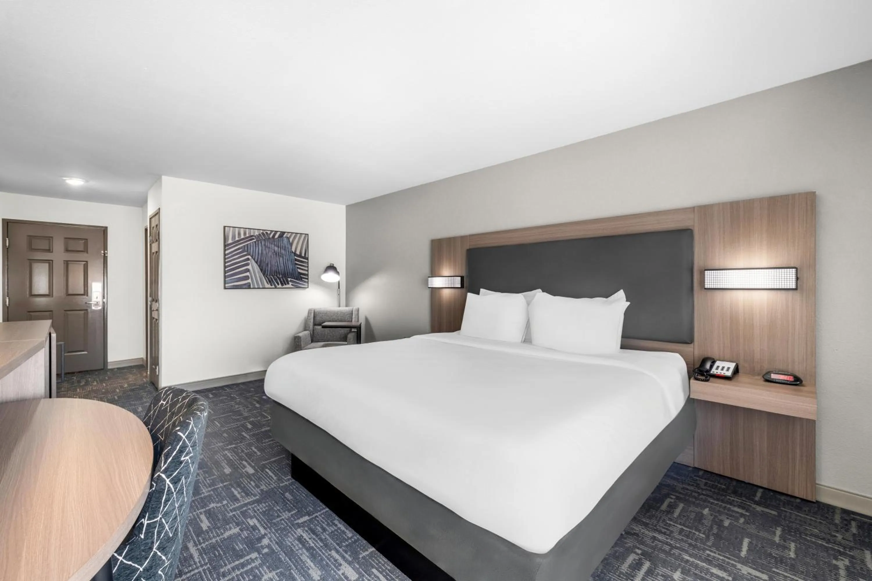 King Room - Non-Smoking in Best Western Acadia Hotel