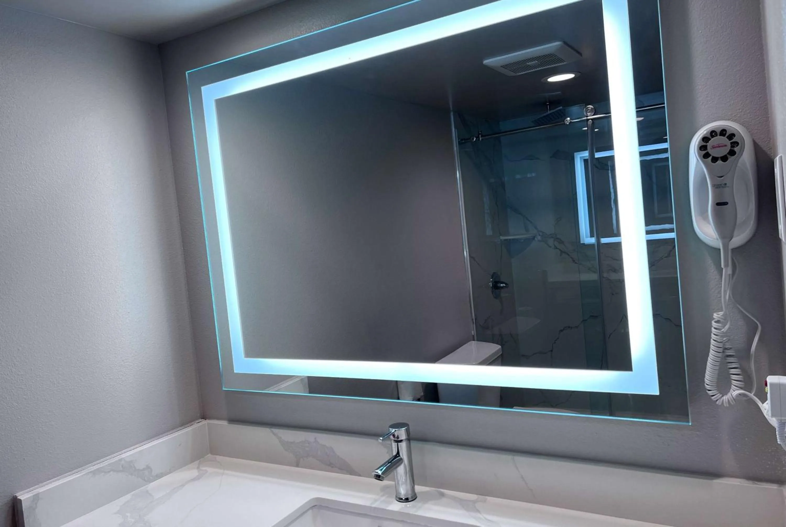 Superior Queen Room with Two Queen Beds - Non-Smoking in La Quinta Inn by Wyndham Costa Mesa Orange County