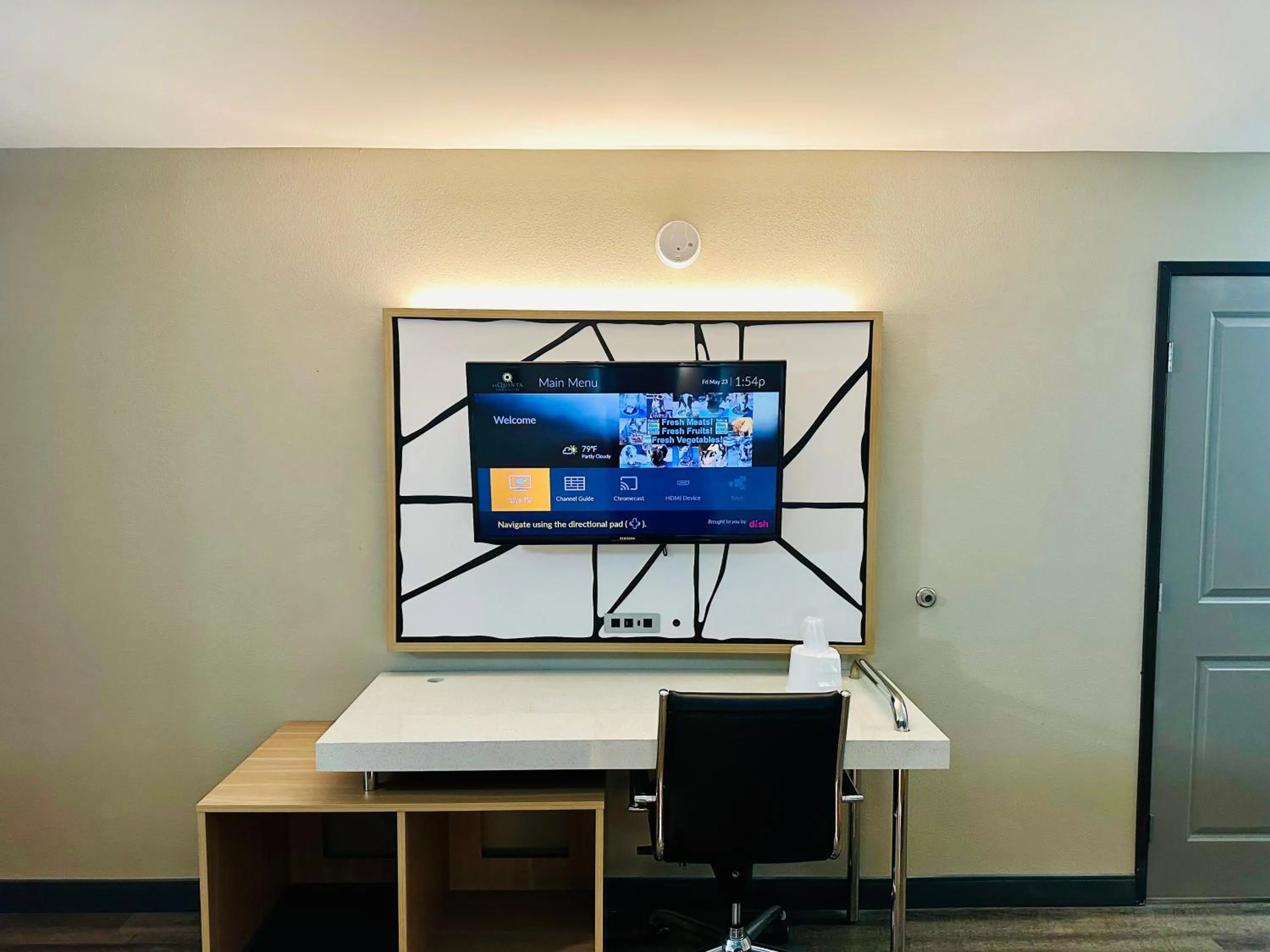 Superior King Room - Non-Smoking in La Quinta Inn by Wyndham Costa Mesa Orange County