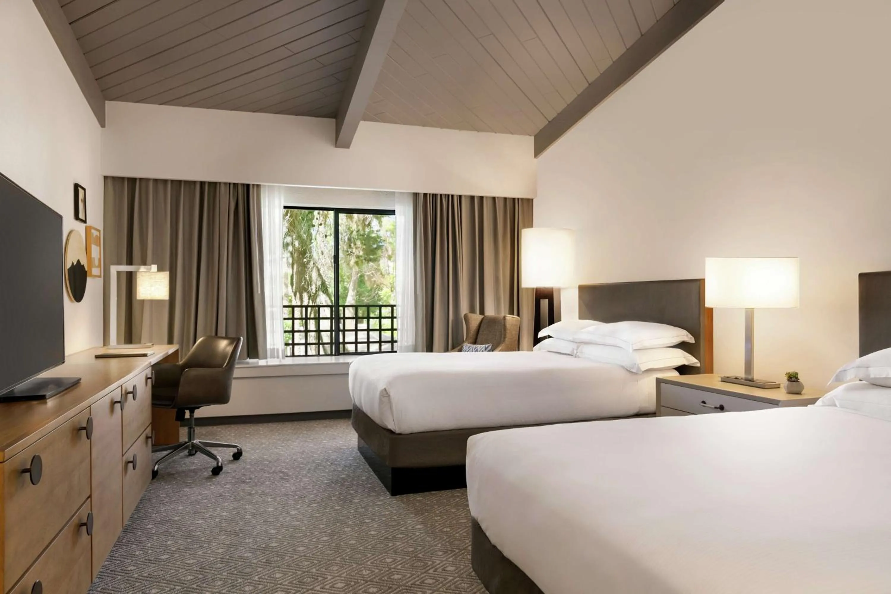 Room with Two Queen Beds and Pool with Patio in Hilton Scottsdale Resort & Villas