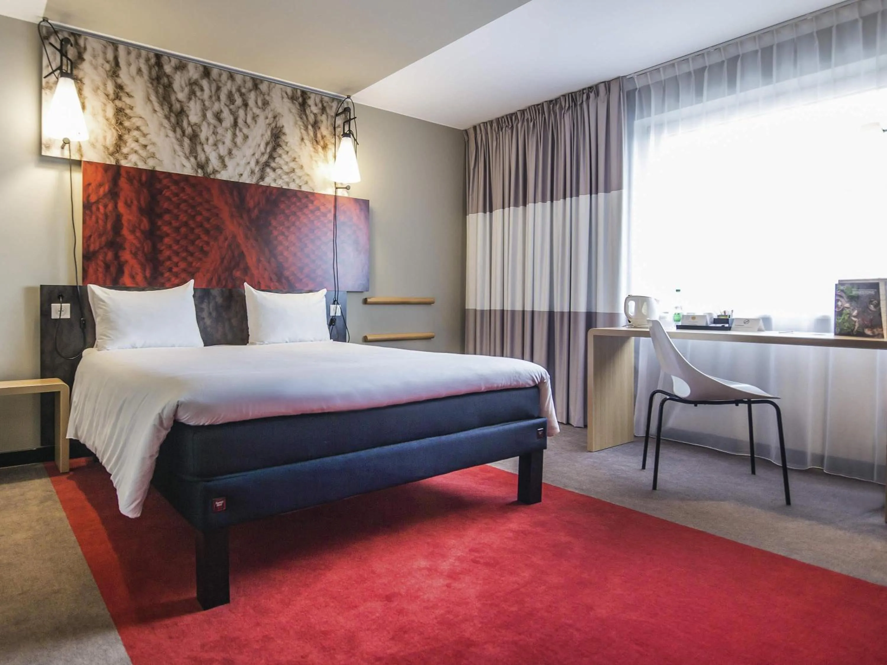 Accessible Room with One Double Bed in ibis London Stratford