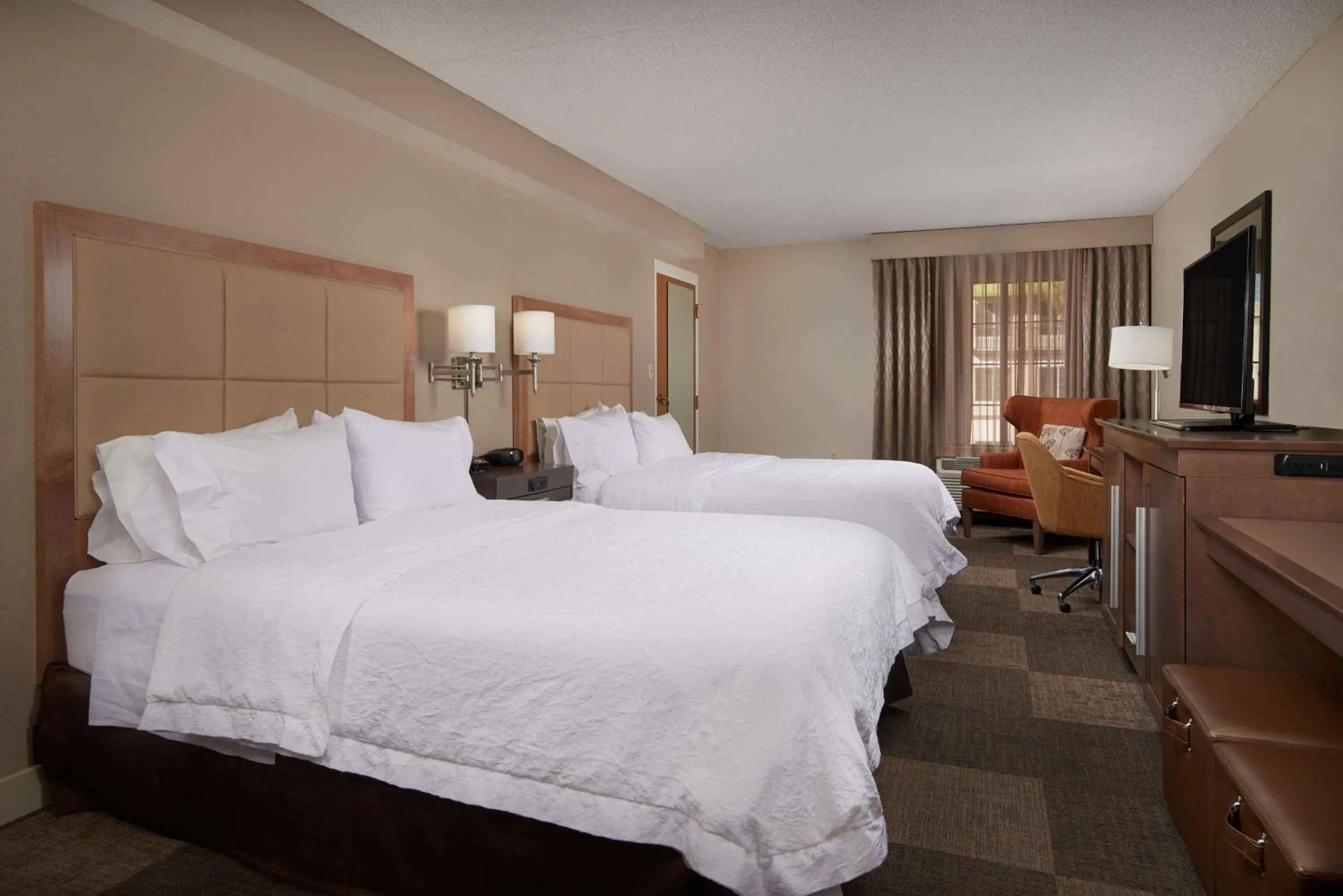 Queen Room with Two Queen Beds - Mobility Access/Non-Smoking in Hampton Inn & Suites Phoenix/Scottsdale