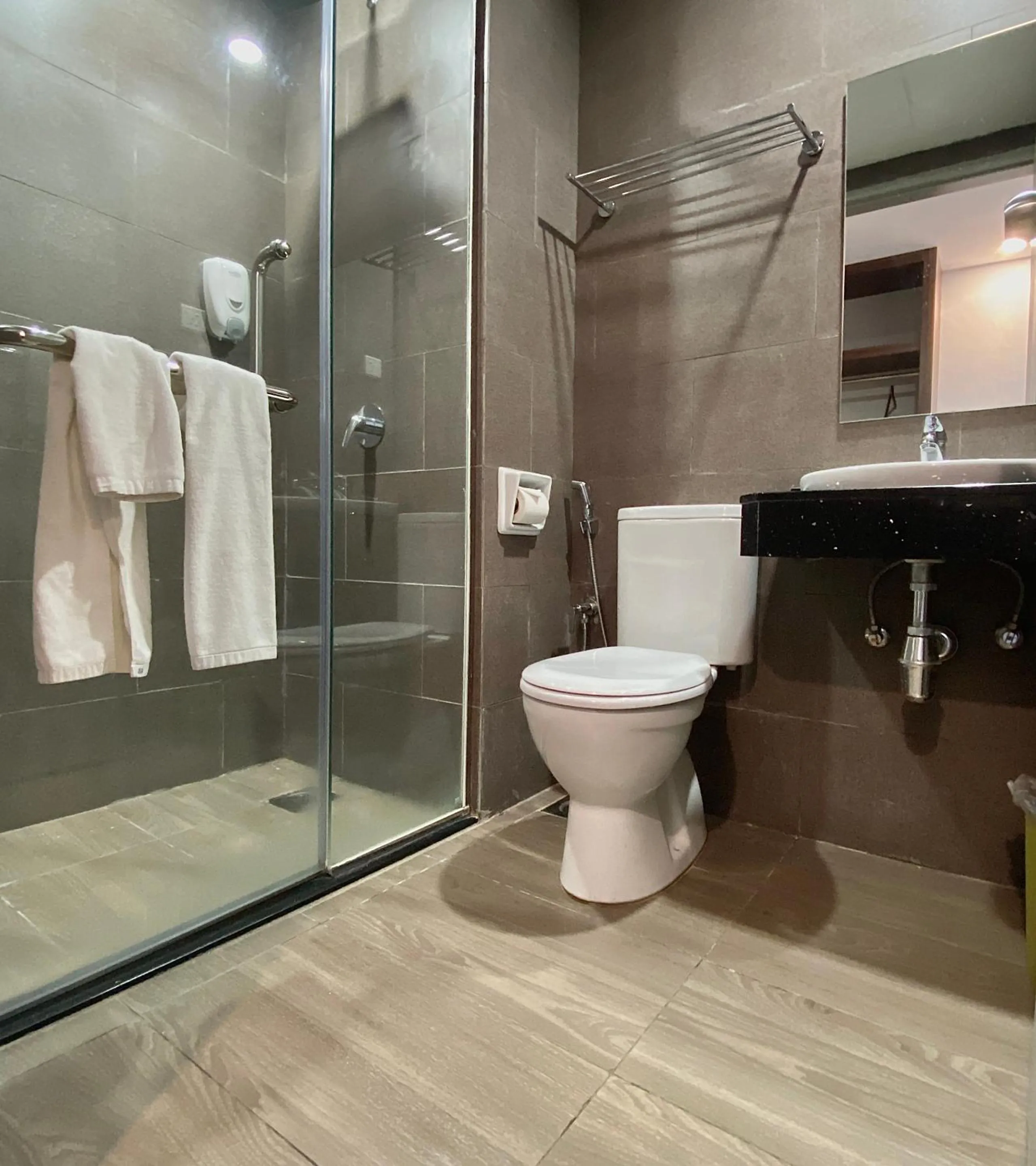 Superior Twin Room in Grace Hotel Semporna