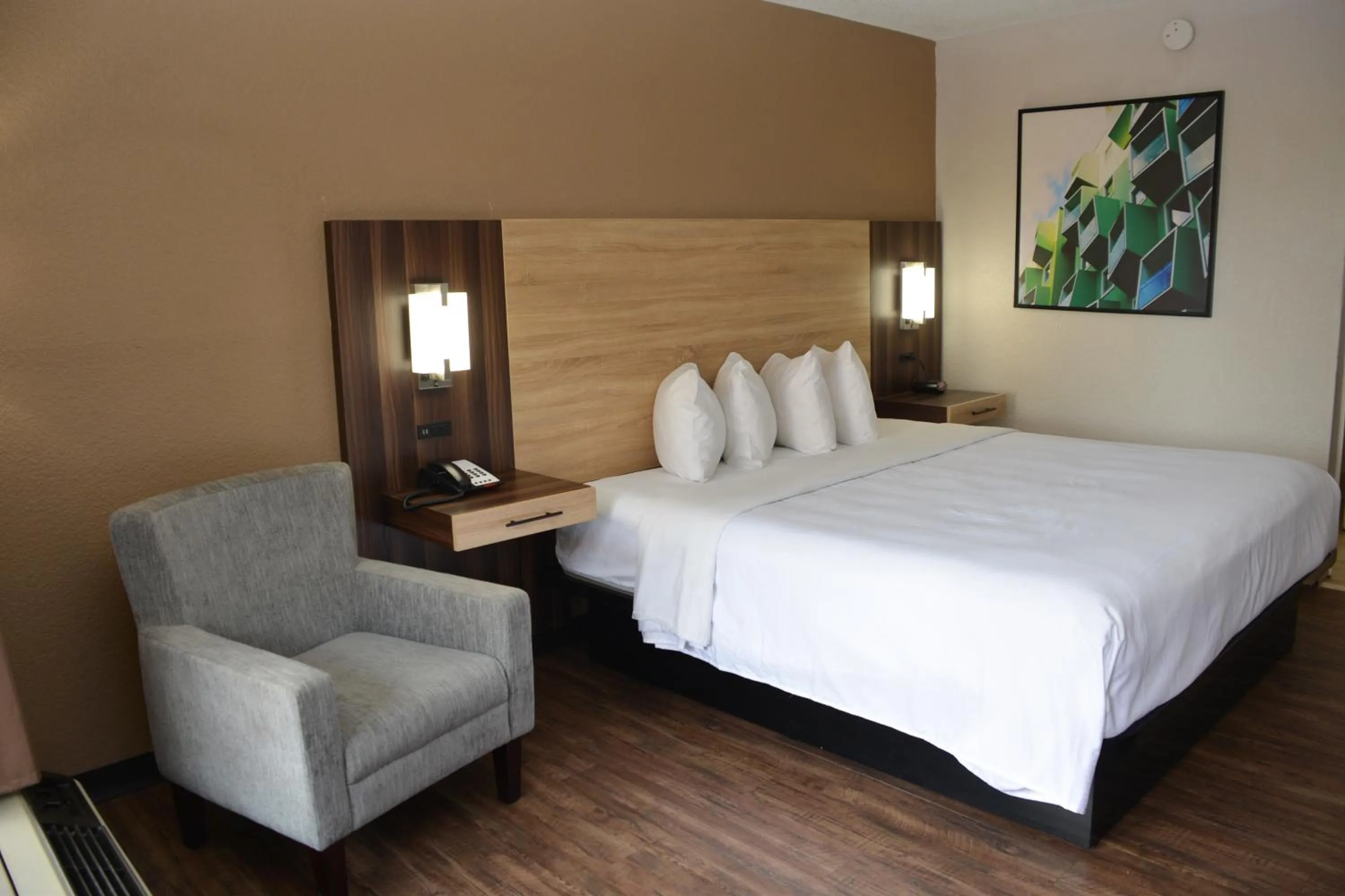 King Room - Non-Smoking in Baymont by Wyndham Santee