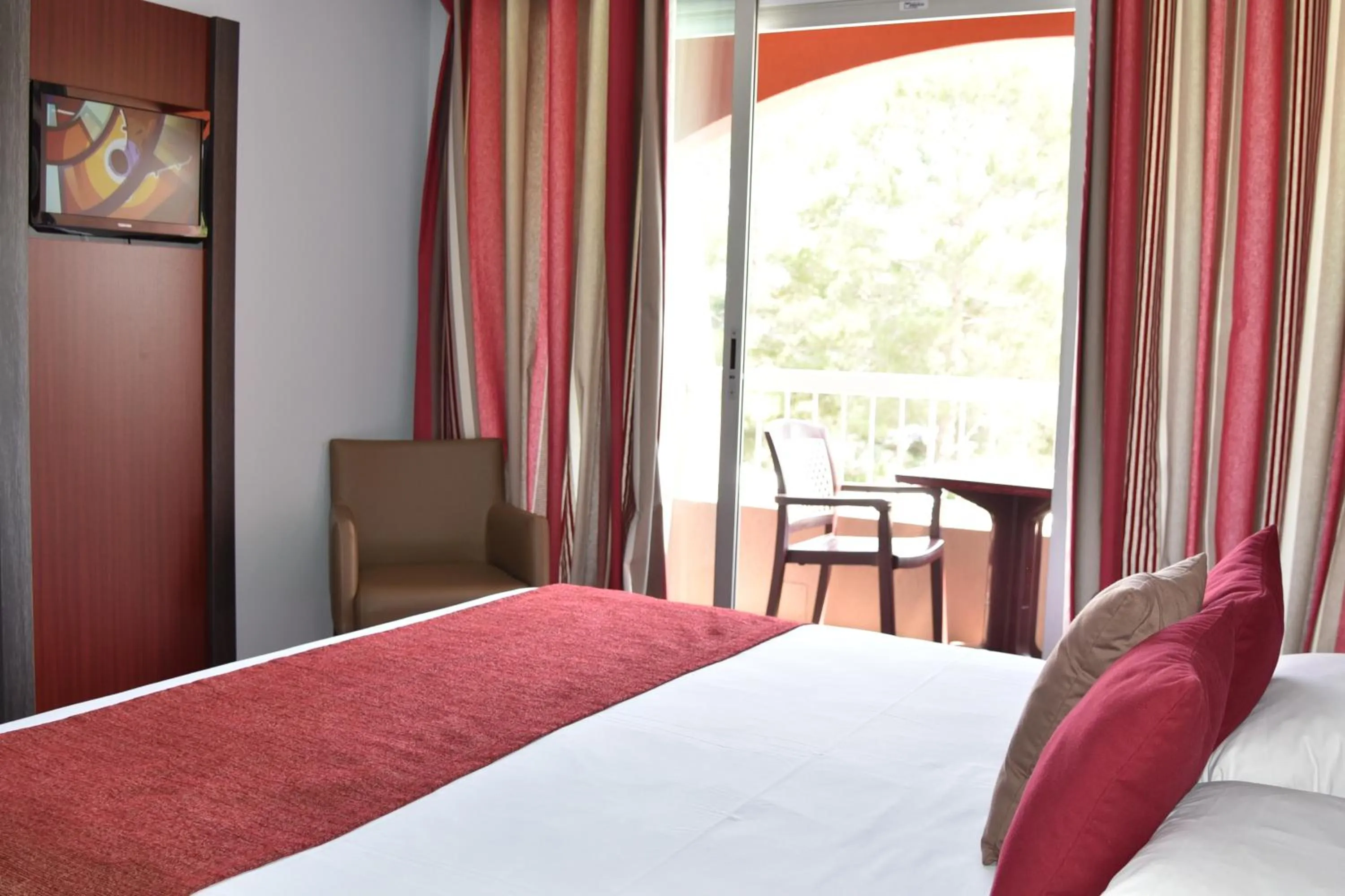 Privilege Double Room in The Originals City, Le Mas de Grille, Montpellier Sud