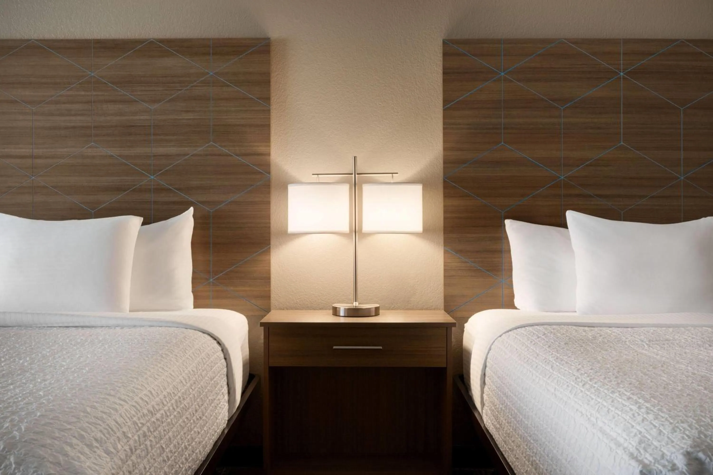 Deluxe Queen Studio Suite Non Smoking  in La Quinta by Wyndham Shawnee