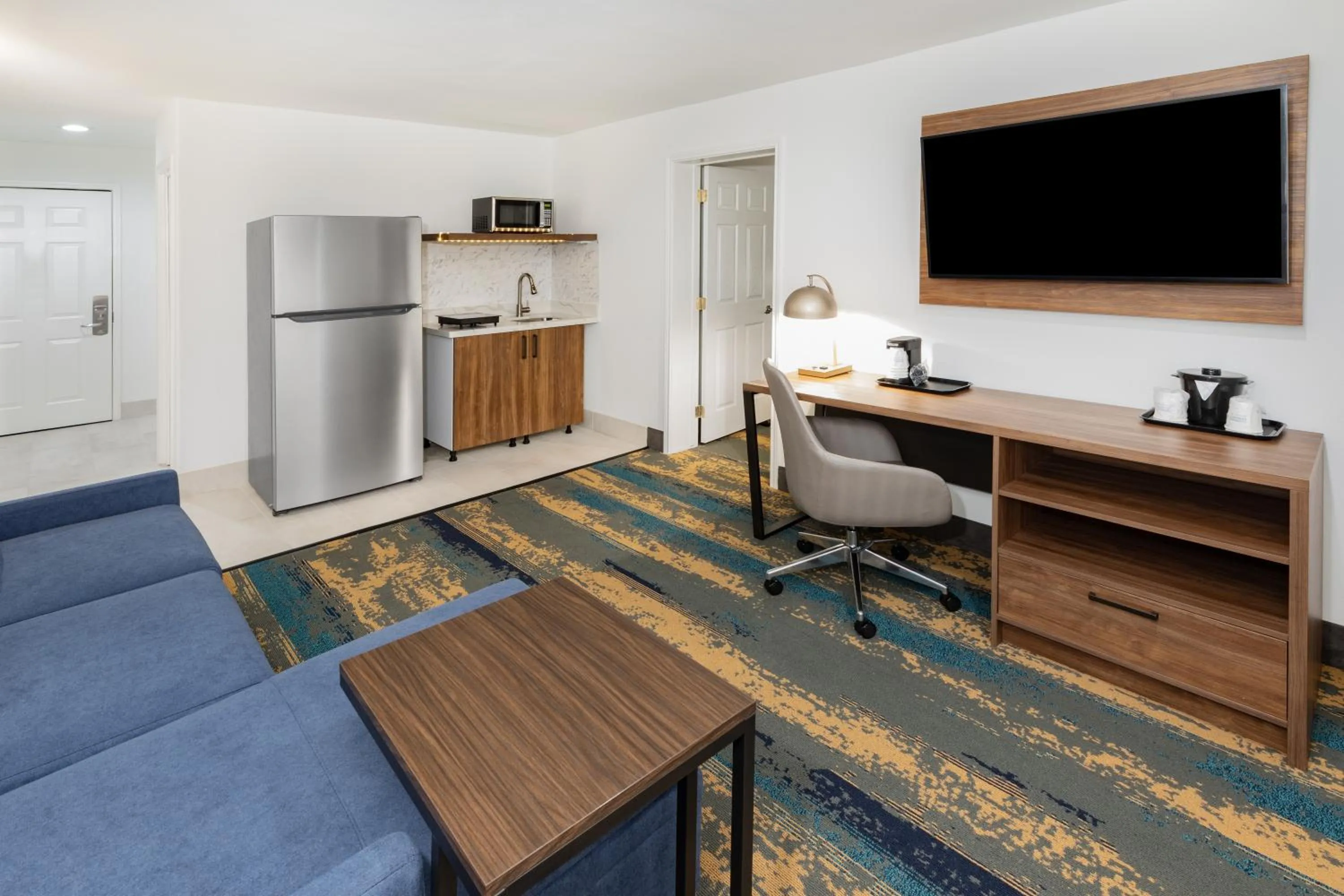 Deluxe King Suite in La Quinta Inn & Suites by Wyndham Pharr RGV Medical Center