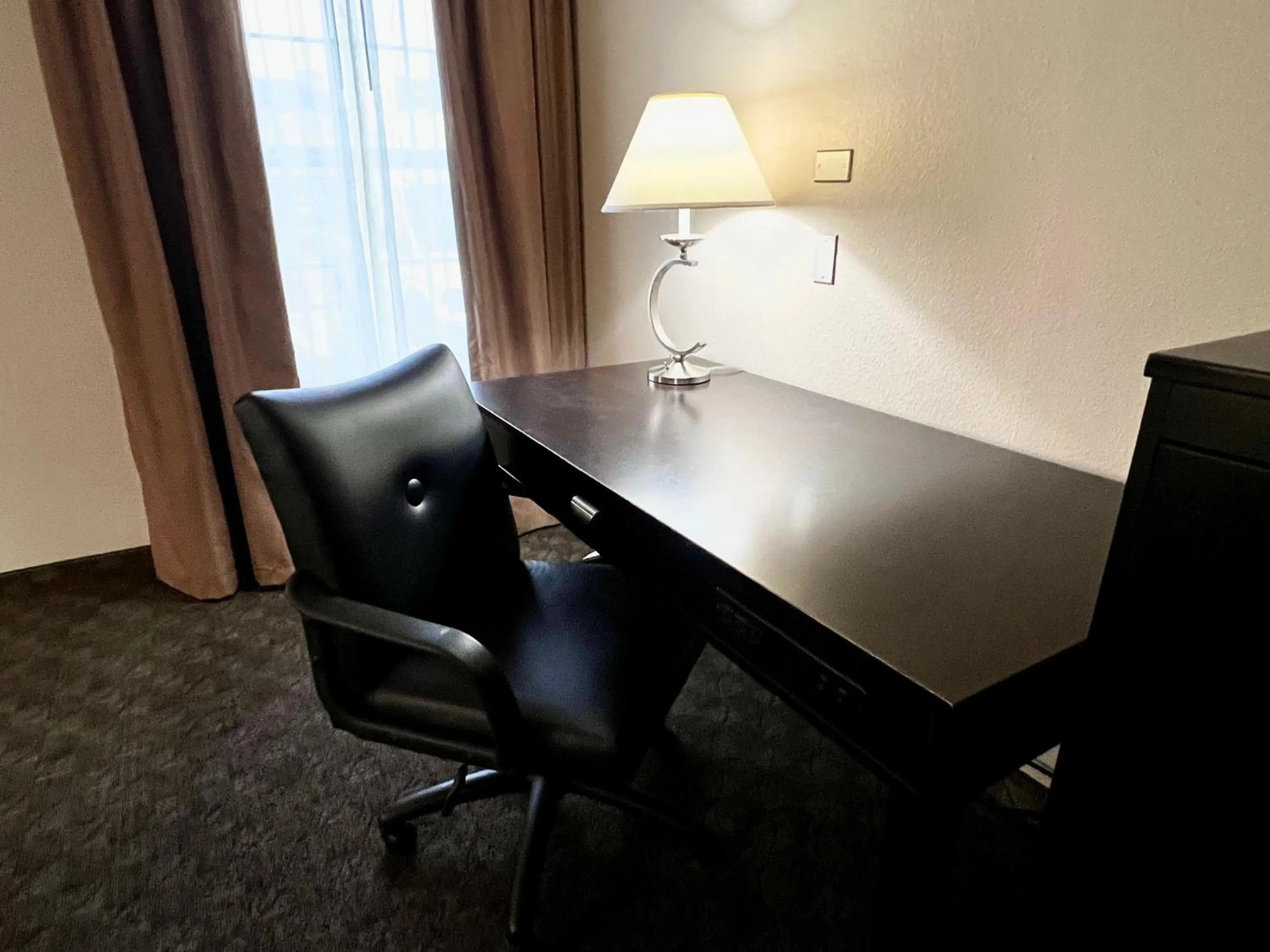 King Room with Two King Beds - Non-Smoking in La Quinta Inn & Suites by Wyndham Pharr RGV Medical Center