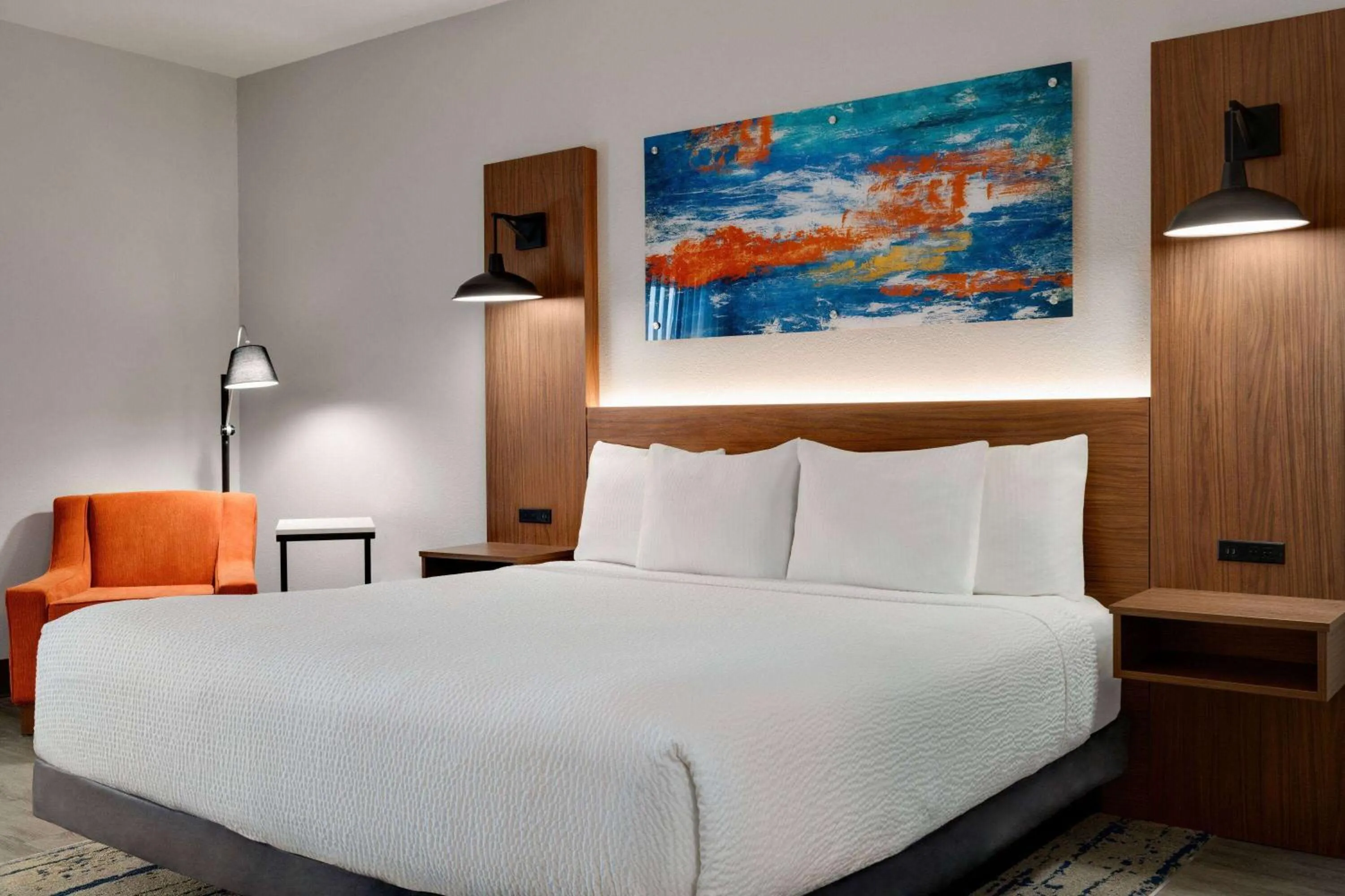 King Room with Bath Tub - Mobility/Hearing Accessible - Non-Smoking in La Quinta by Wyndham Stephenville