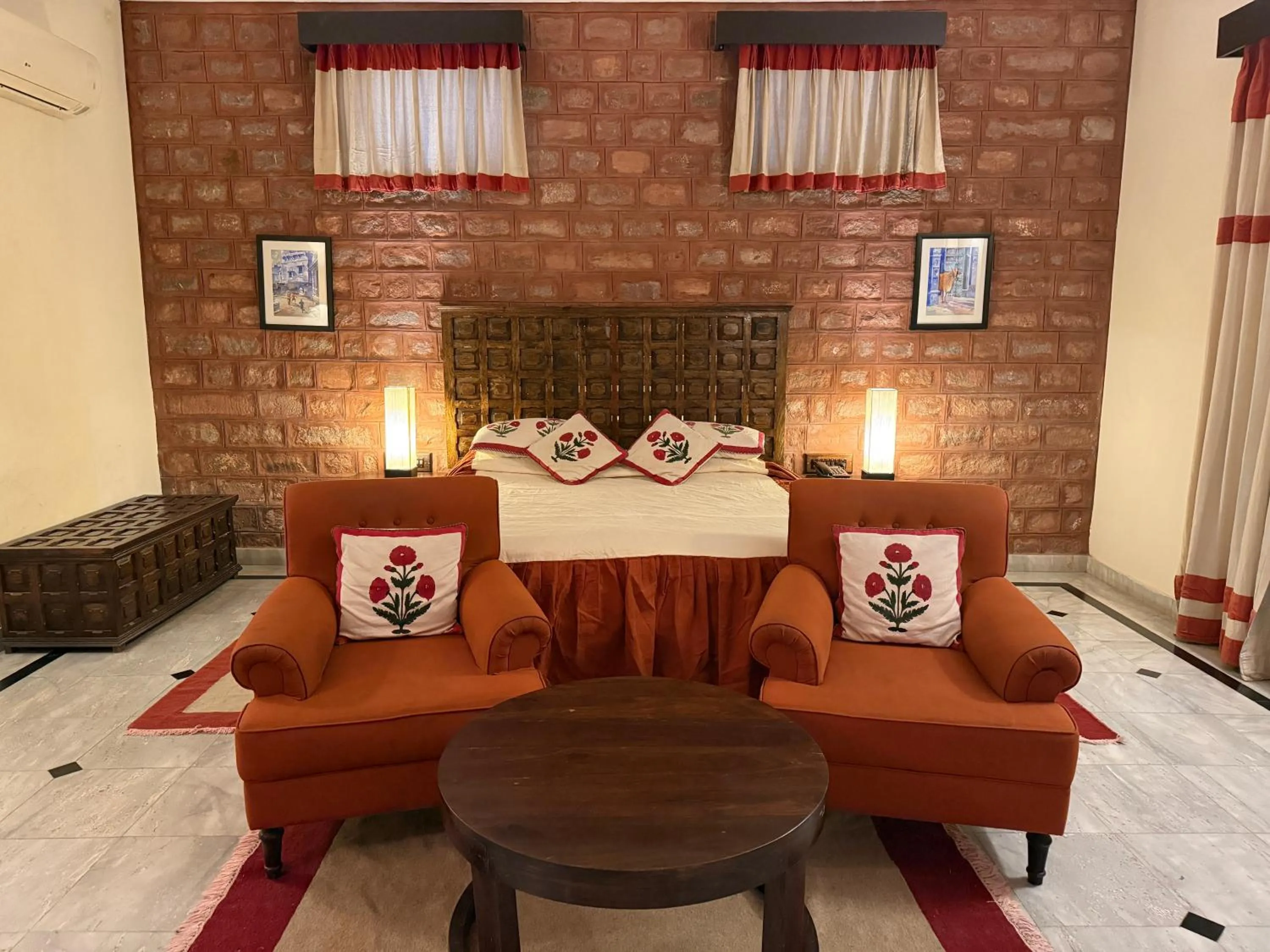 Deluxe Double Room in Devi Bhawan