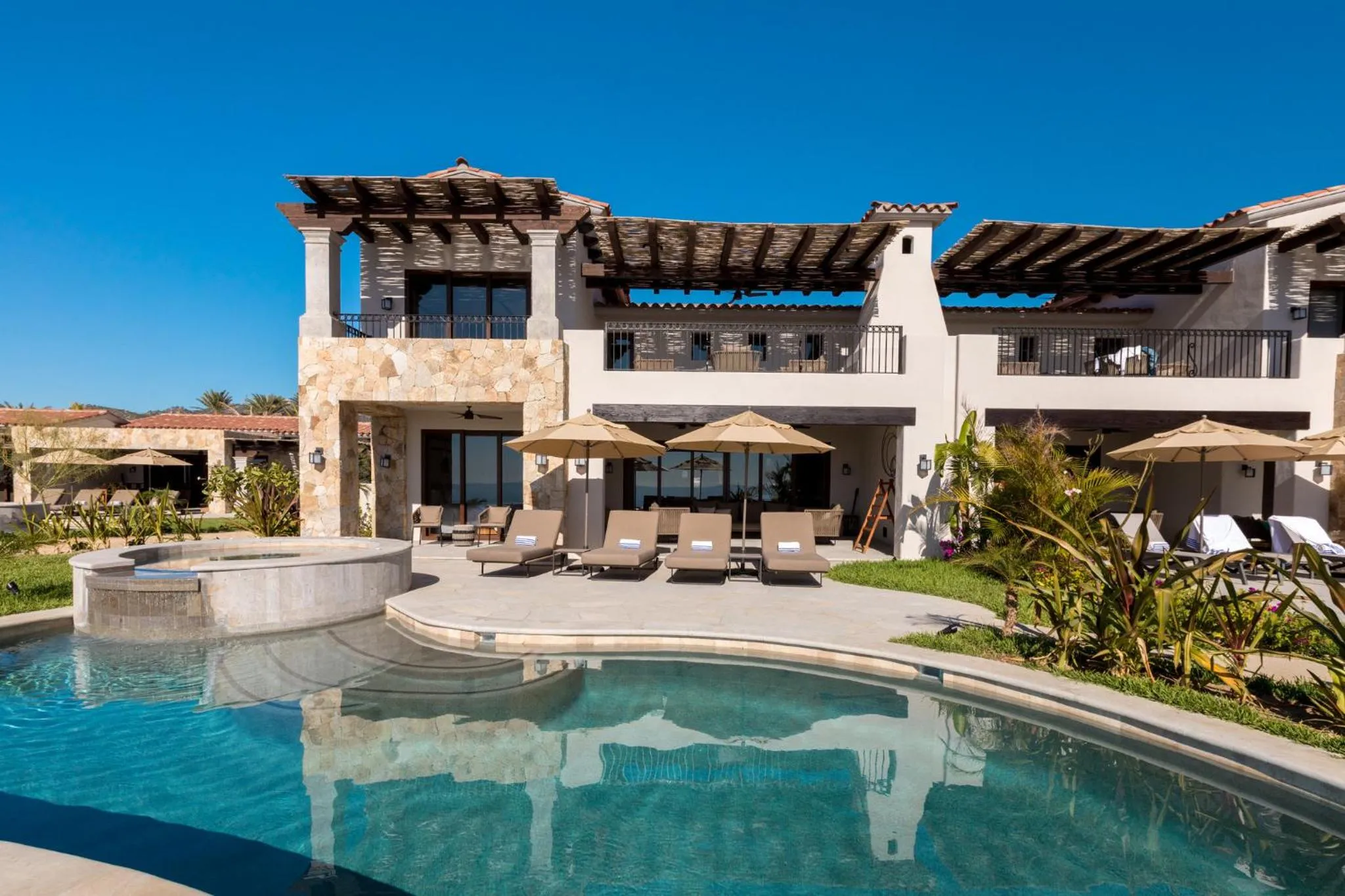 Three Bedroom Premier Residence in Live Aqua Private Residences Los Cabos