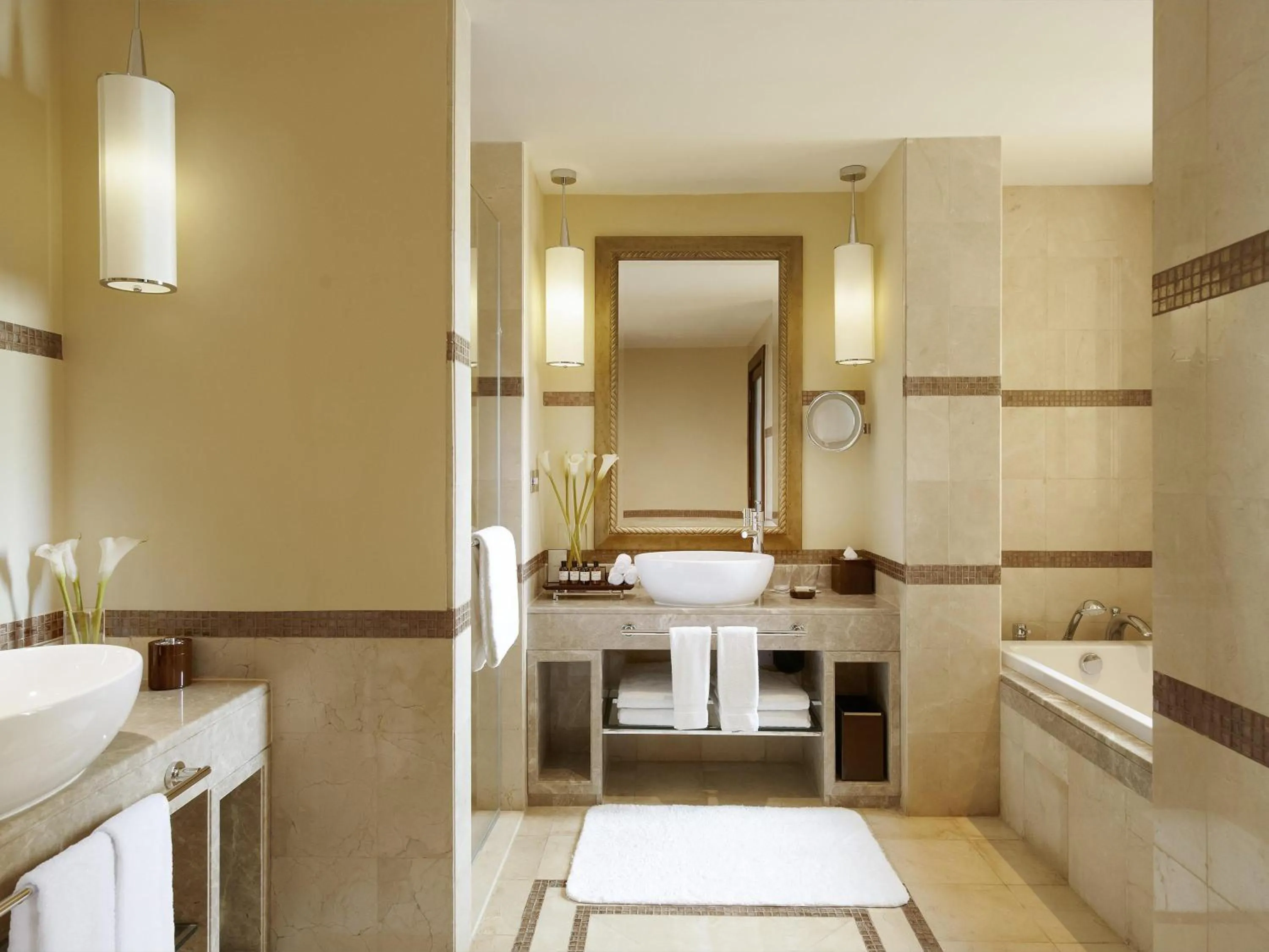 Deluxe Grand Family Heritage Palm Sea View Room with Balcony in Fairmont The Palm