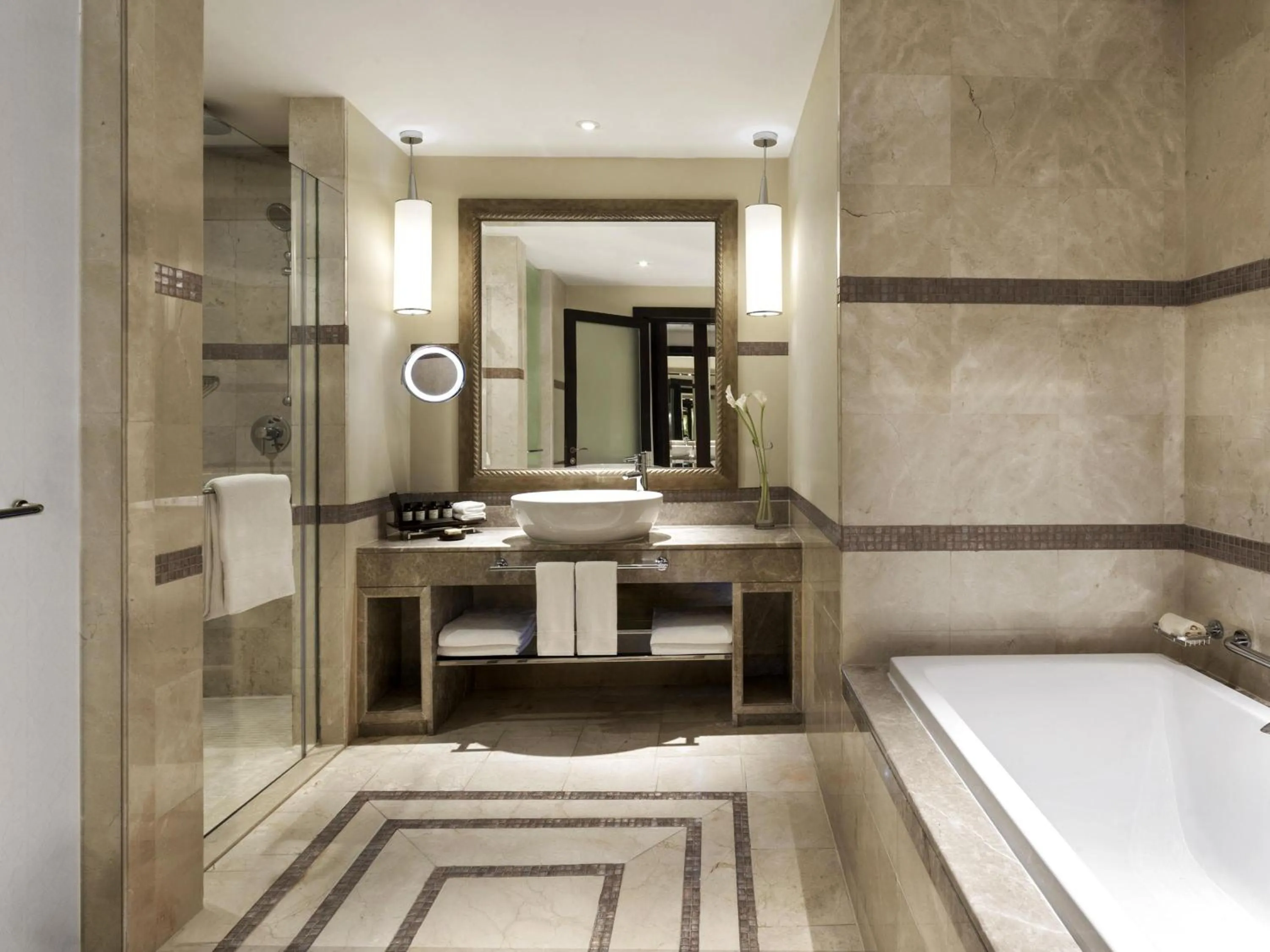 Fairmont Gold Heritage Double Queen Room with Lounge Access in Fairmont The Palm