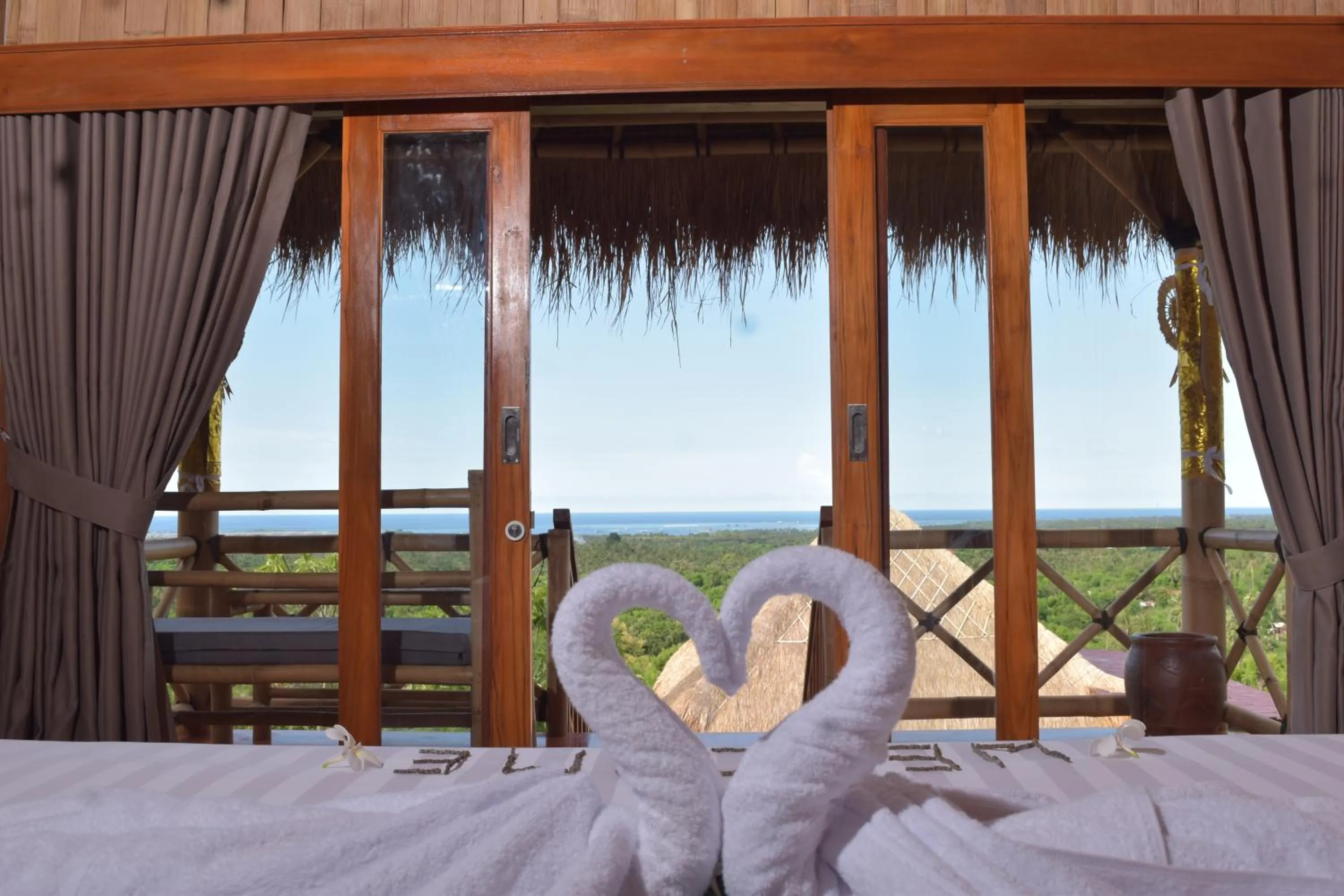 Deluxe Double or Twin Room with Ocean View in Menjangan Hill