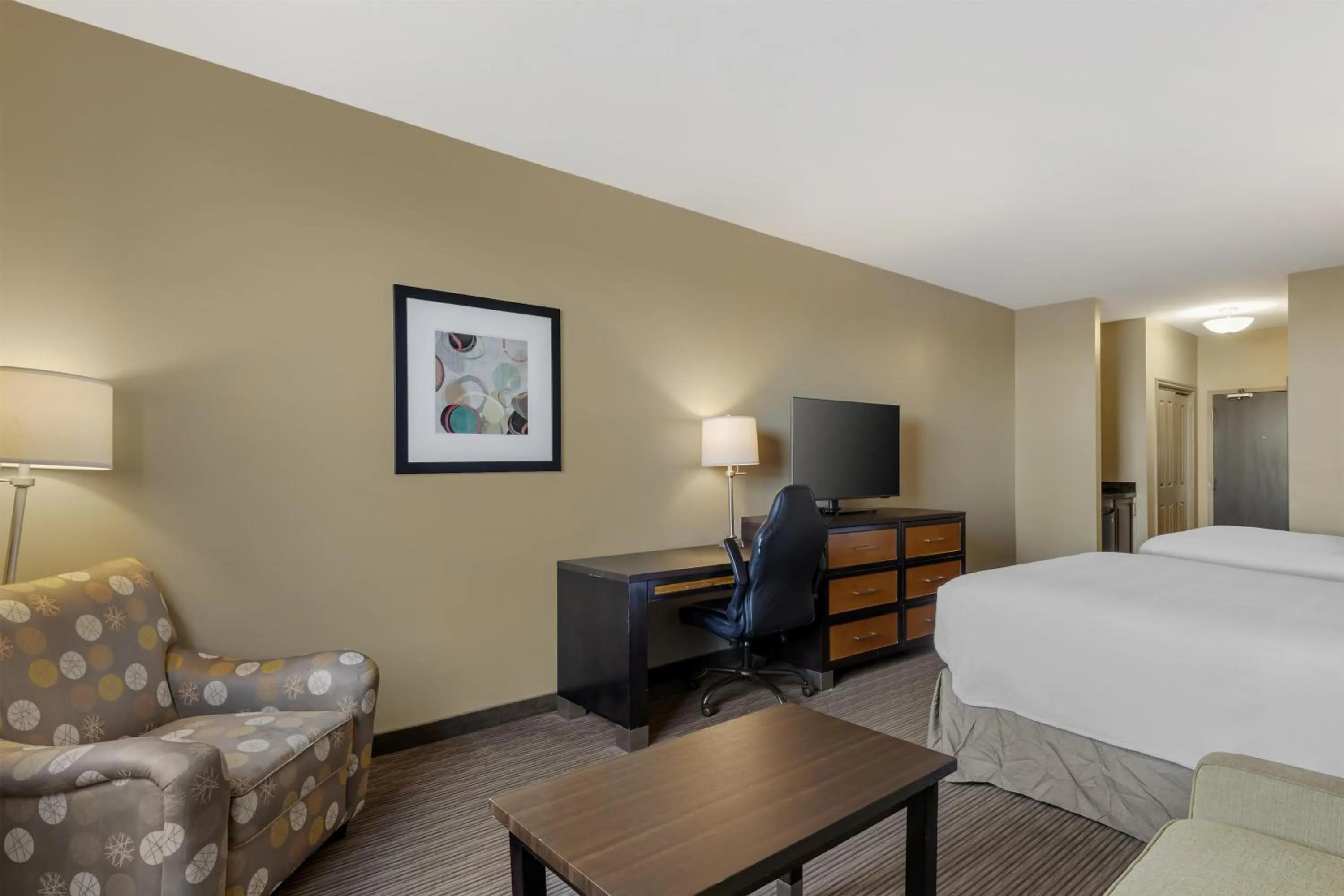 Queen Room with Two Queen Beds and Sofa Bed in Best Western Plus Moose Jaw