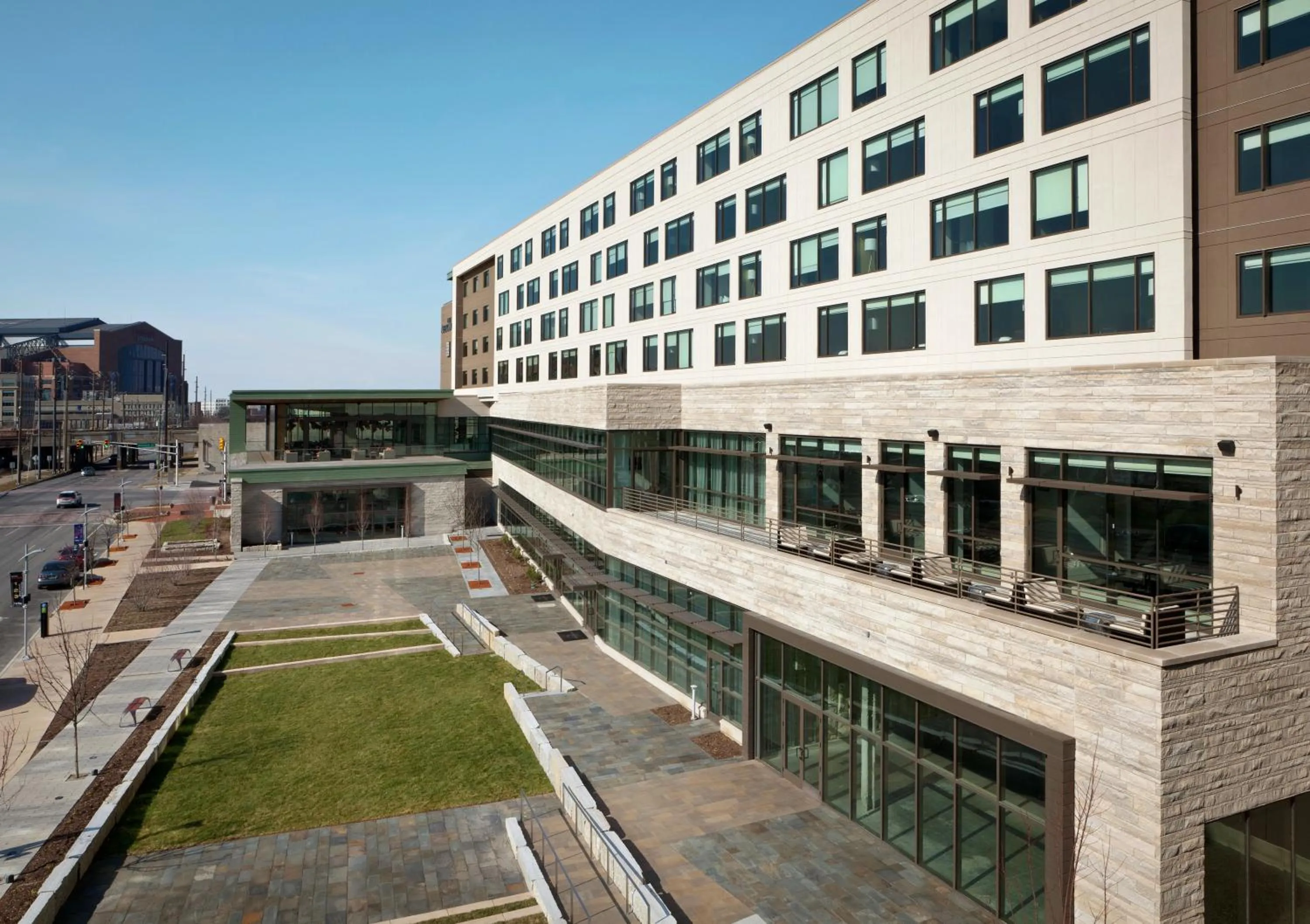 Deluxe King Room with Adapted Tub and City View - Mobility and Hearing Accessible in The Alexander