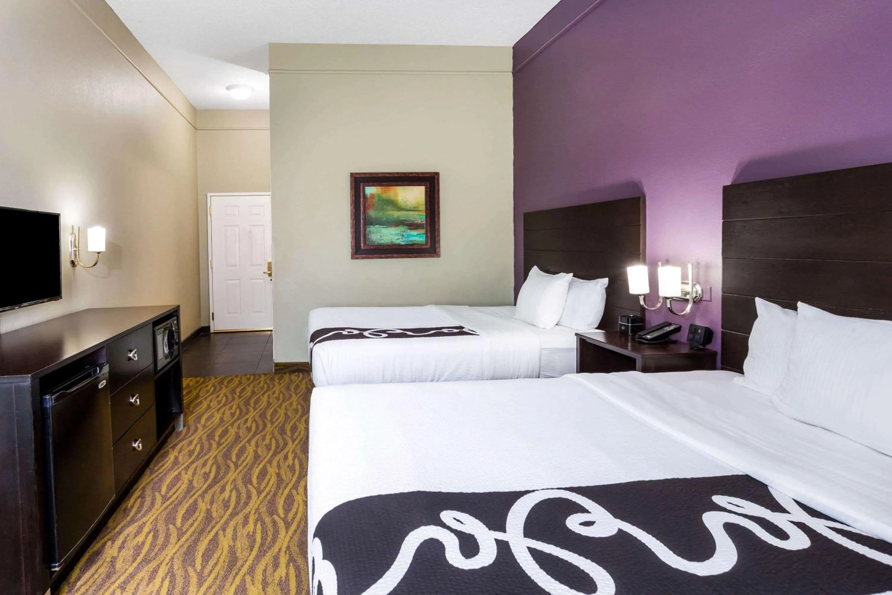Deluxe Family Suite - Non-Smoking in La Quinta by Wyndham Laredo Airport