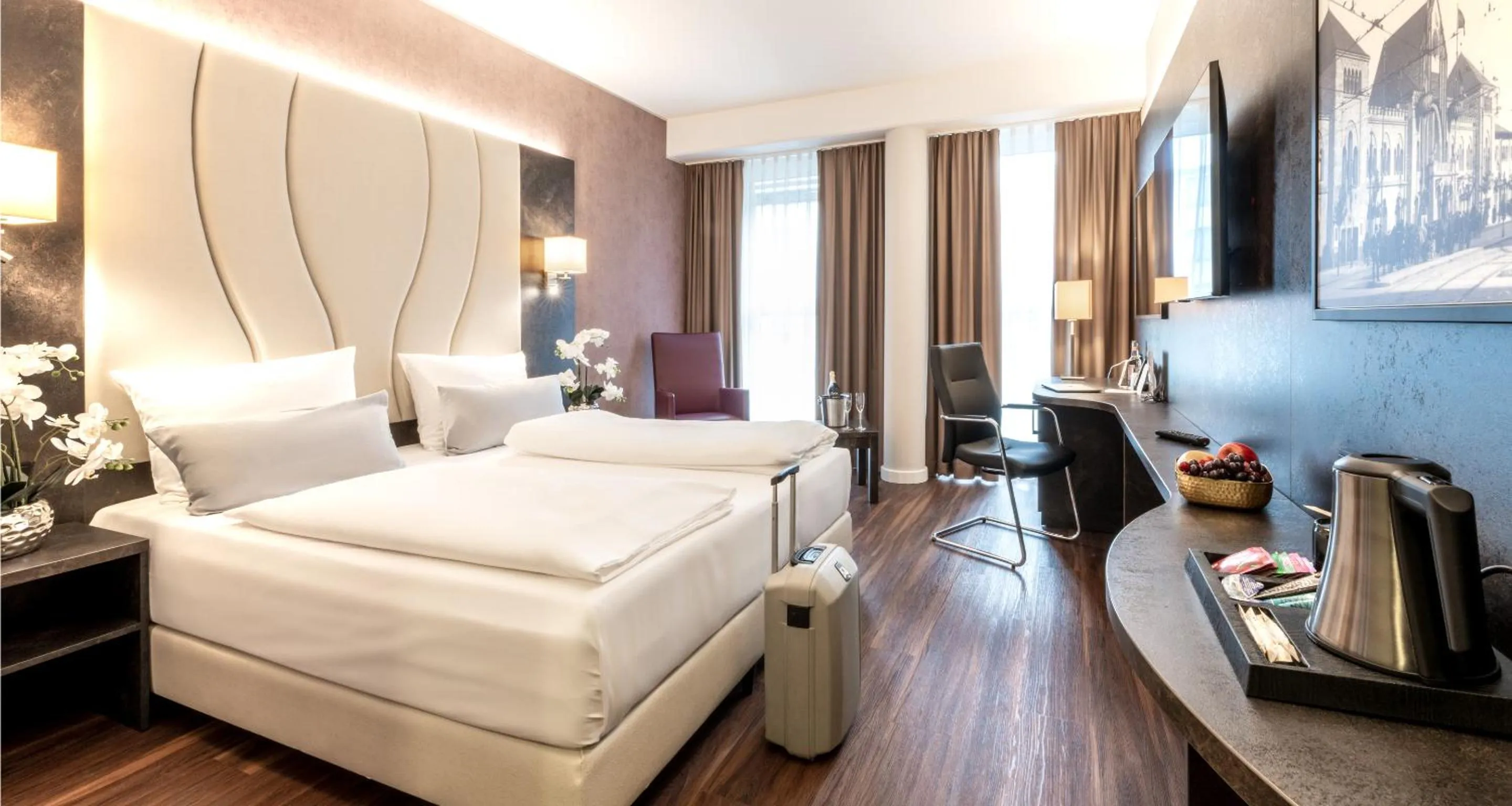 Premium Double Room - single occupancy in Best Western Plus Plaza Berlin Kurfürstendamm