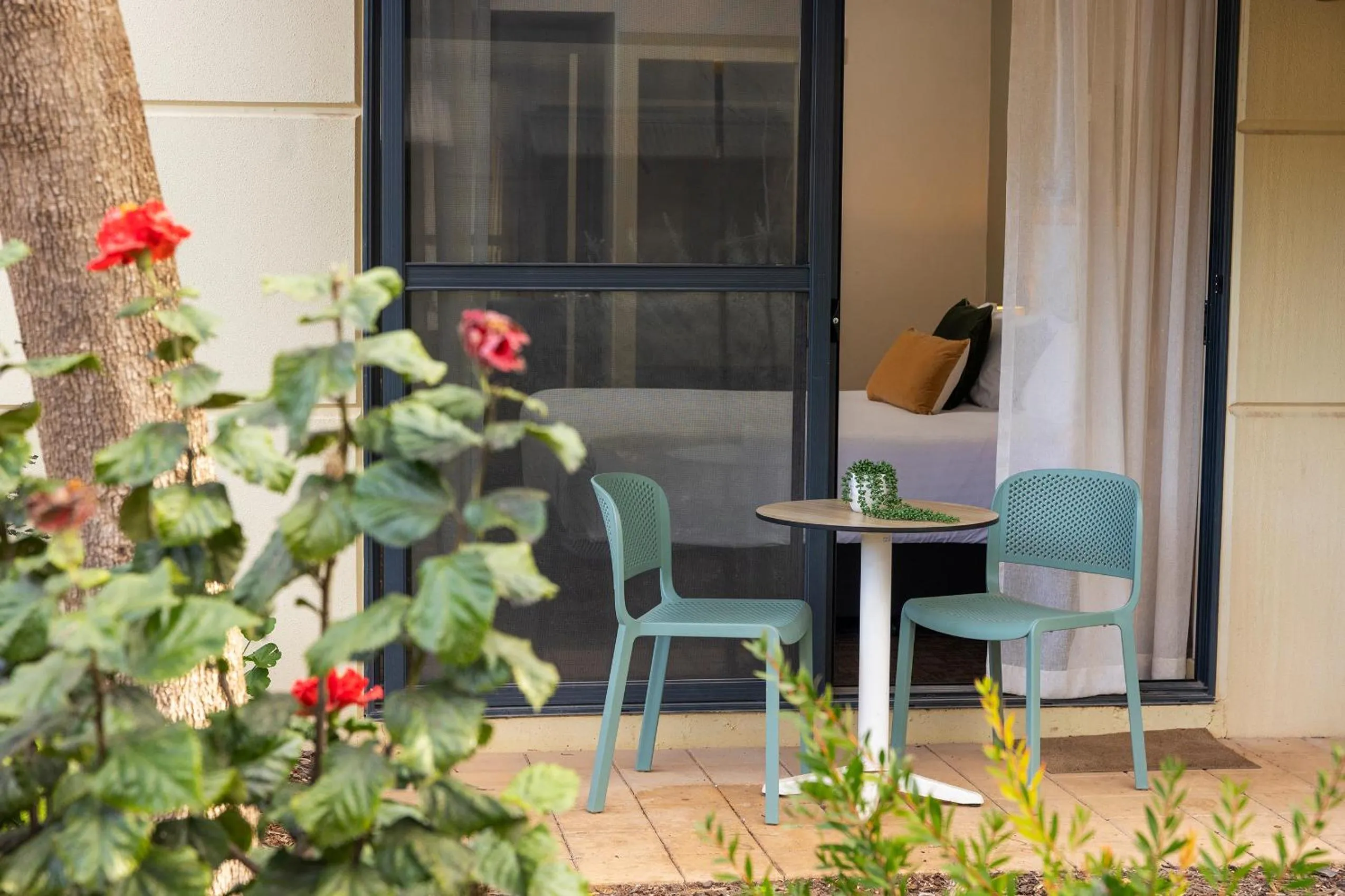 Executive One Bedroom Spa Garden View Apartment in Rydges Kalgoorlie