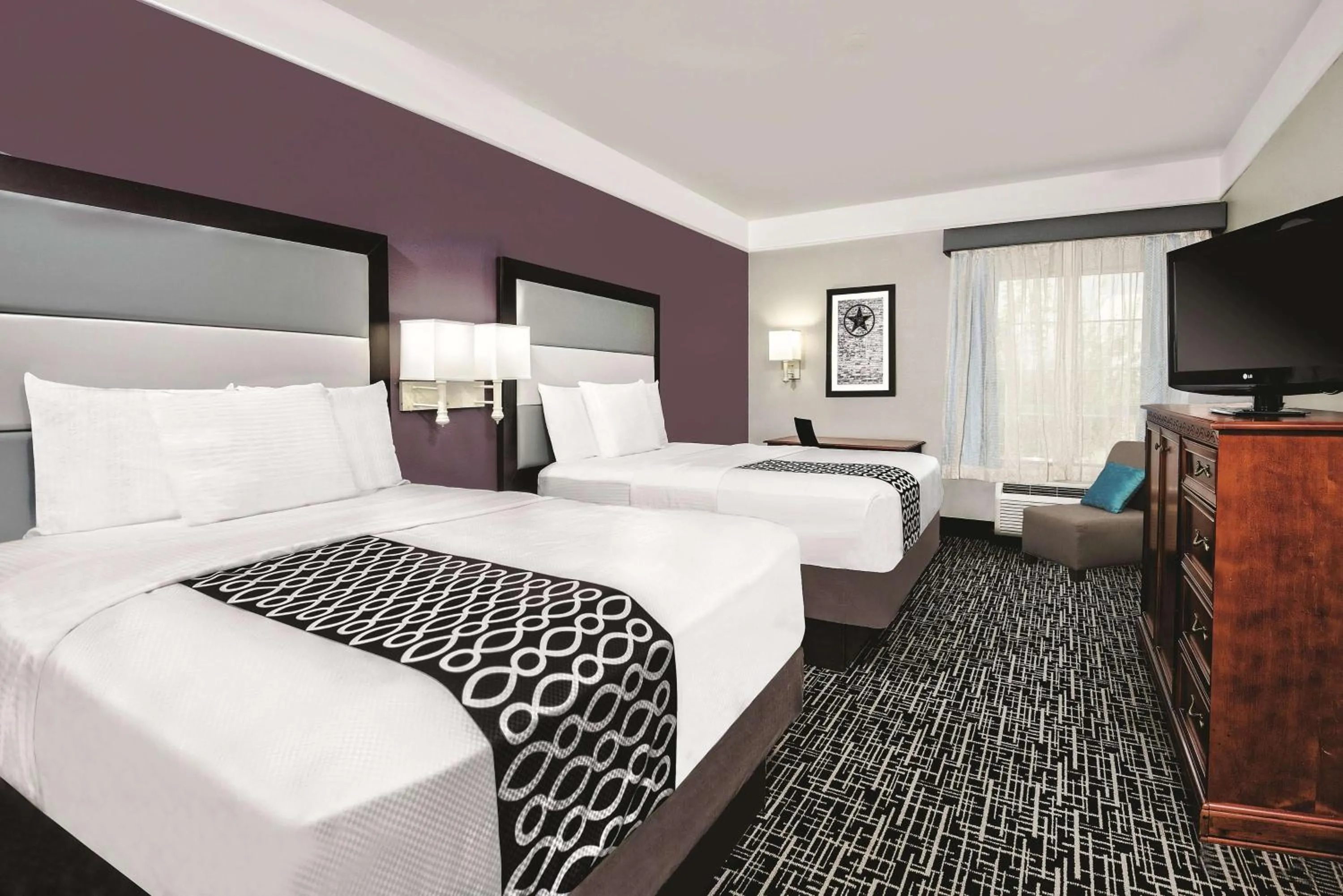 Deluxe Queen Room with Two Queen Beds in La Quinta by Wyndham Rosenberg