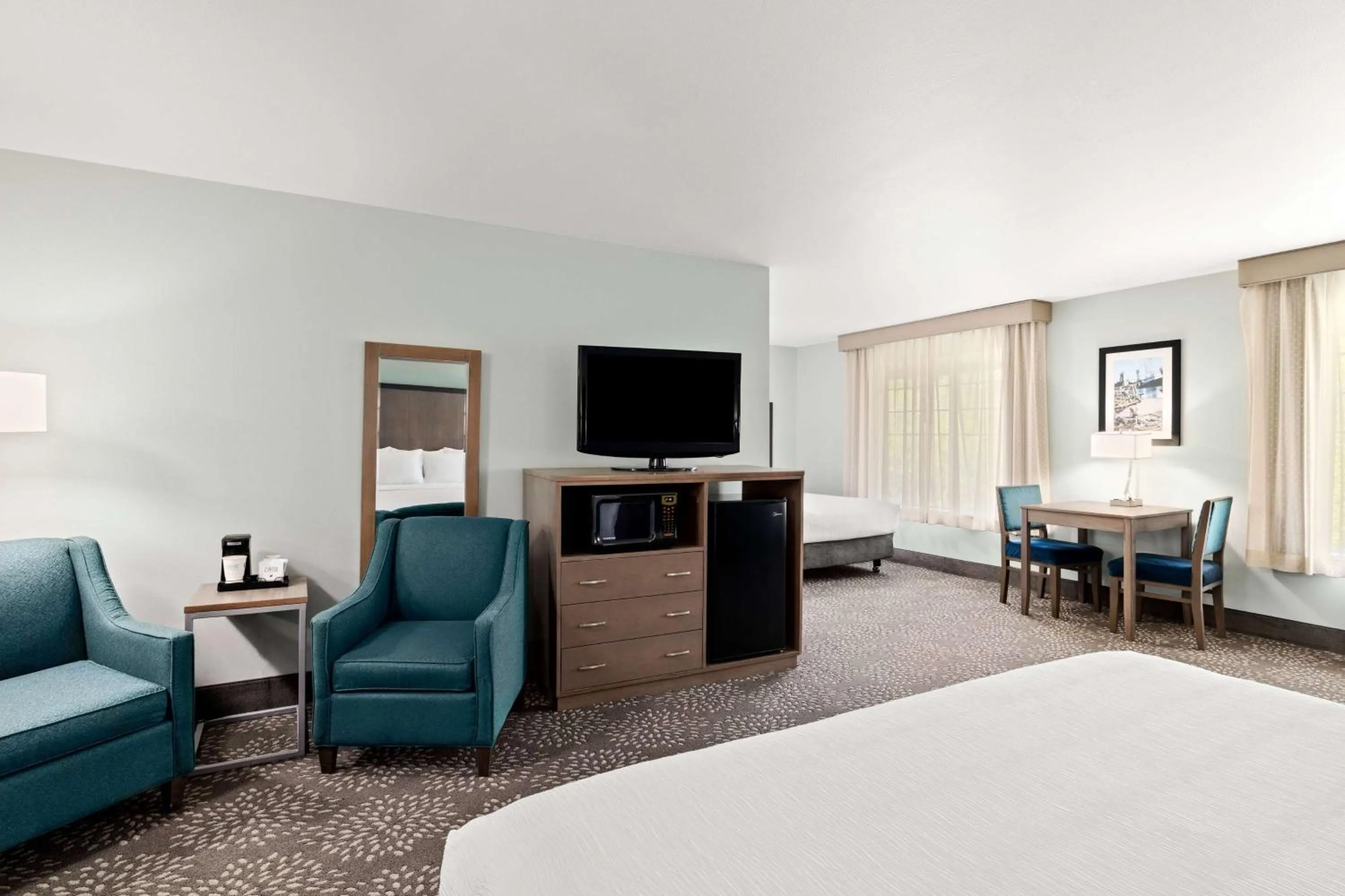 Deluxe Family Room - Non-Smoking  in La Quinta by Wyndham Newport